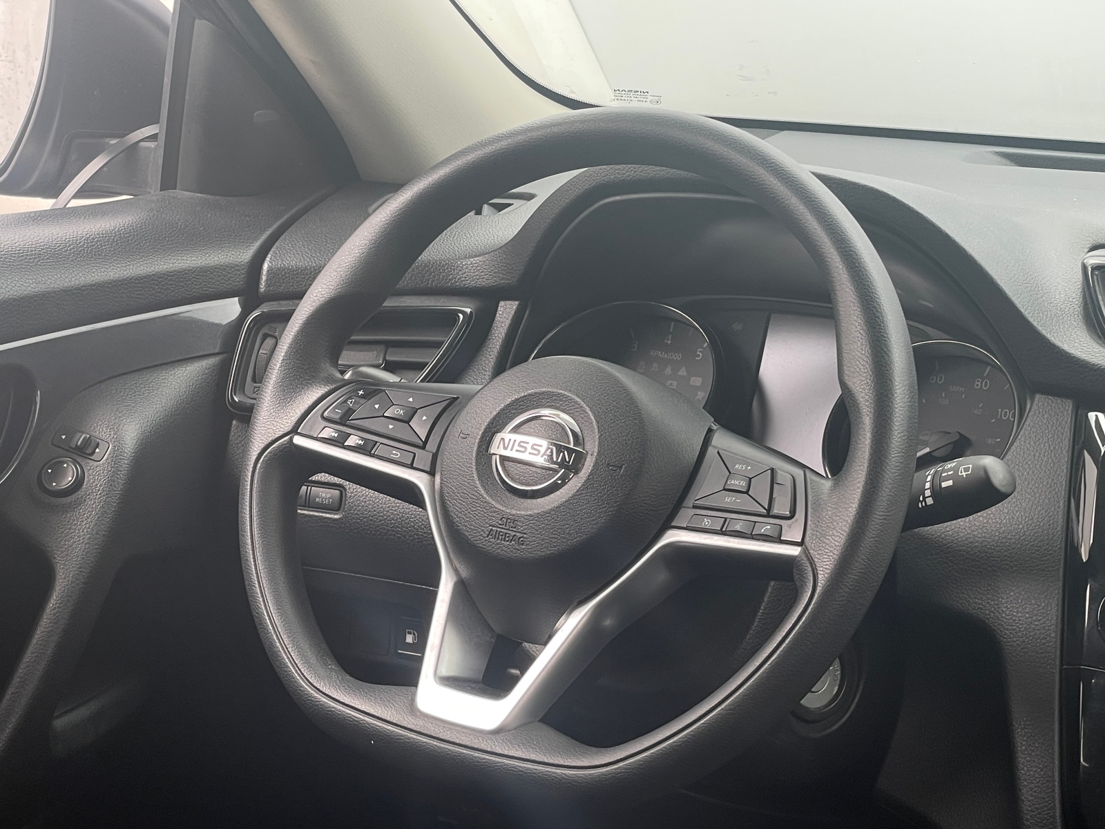 Thumbnail: 2018 Nissan Rogue - 5
