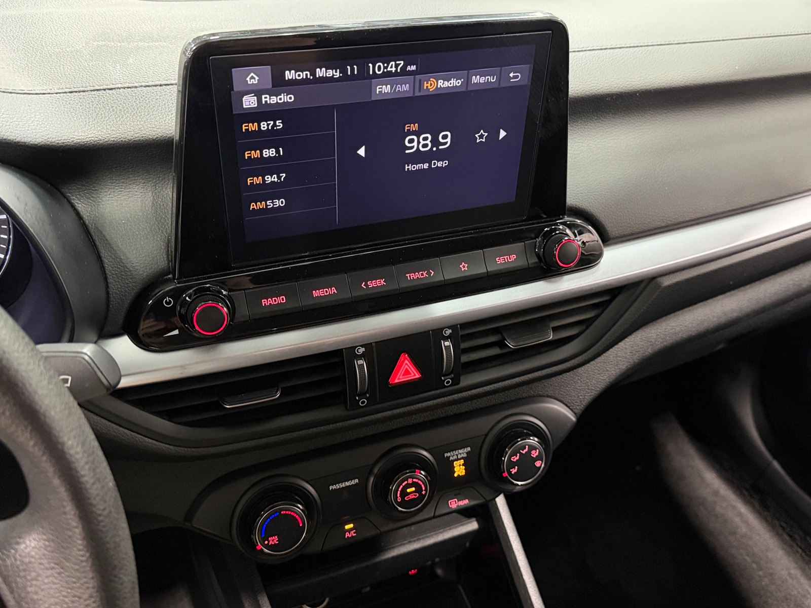 Thumbnail: 2024 Kia Forte - 4