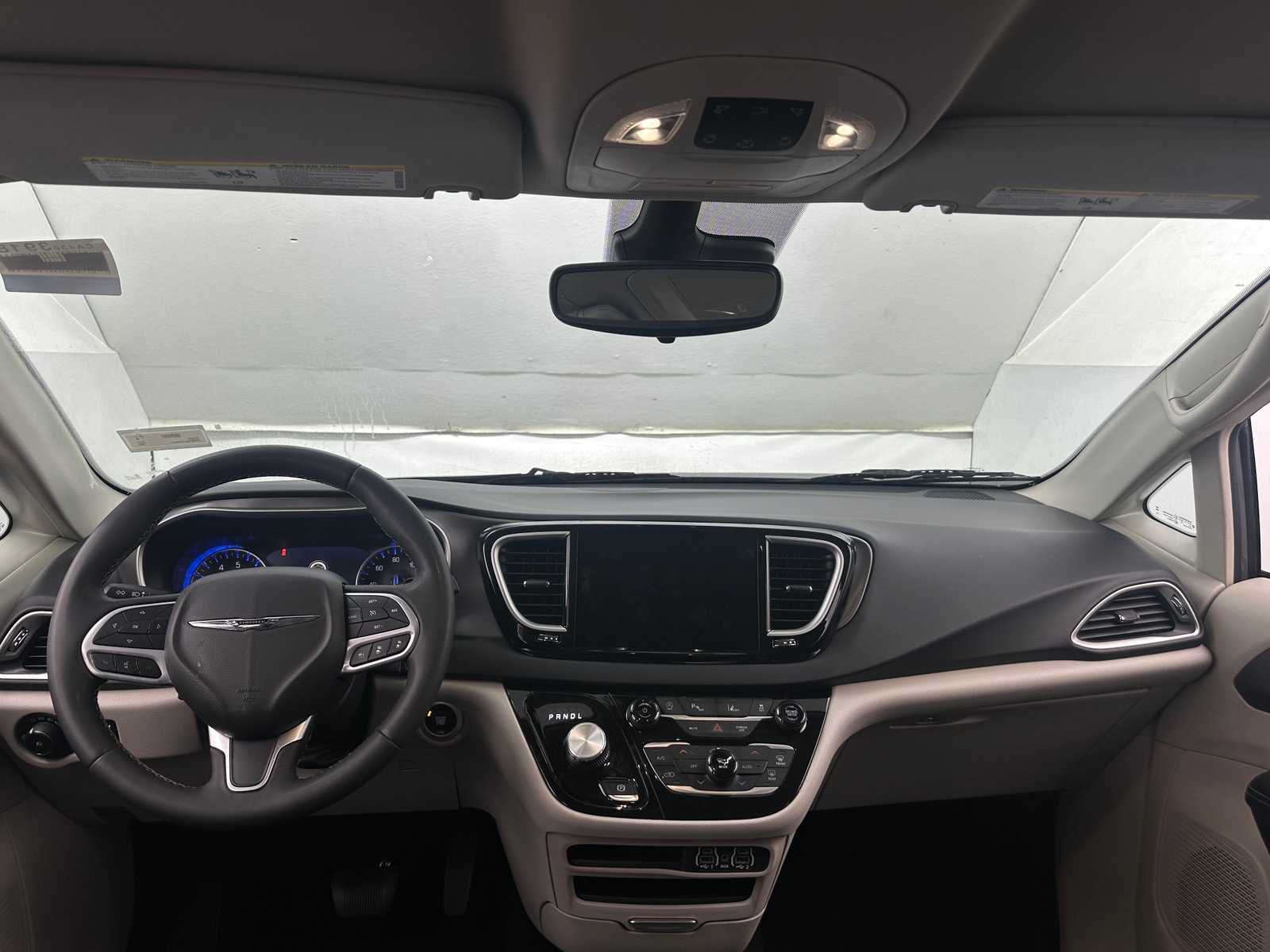 Thumbnail: 2023 Chrysler Pacifica - 2