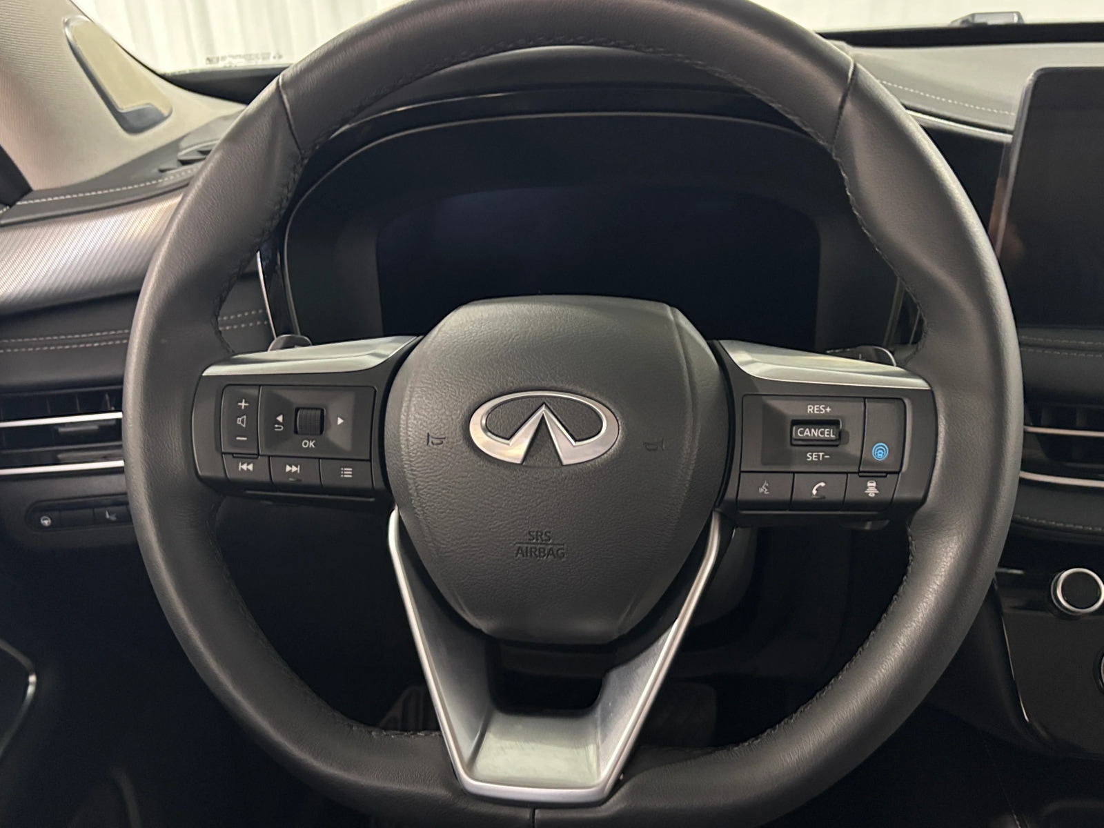 Thumbnail: 2025 INFINITI QX60 - 4