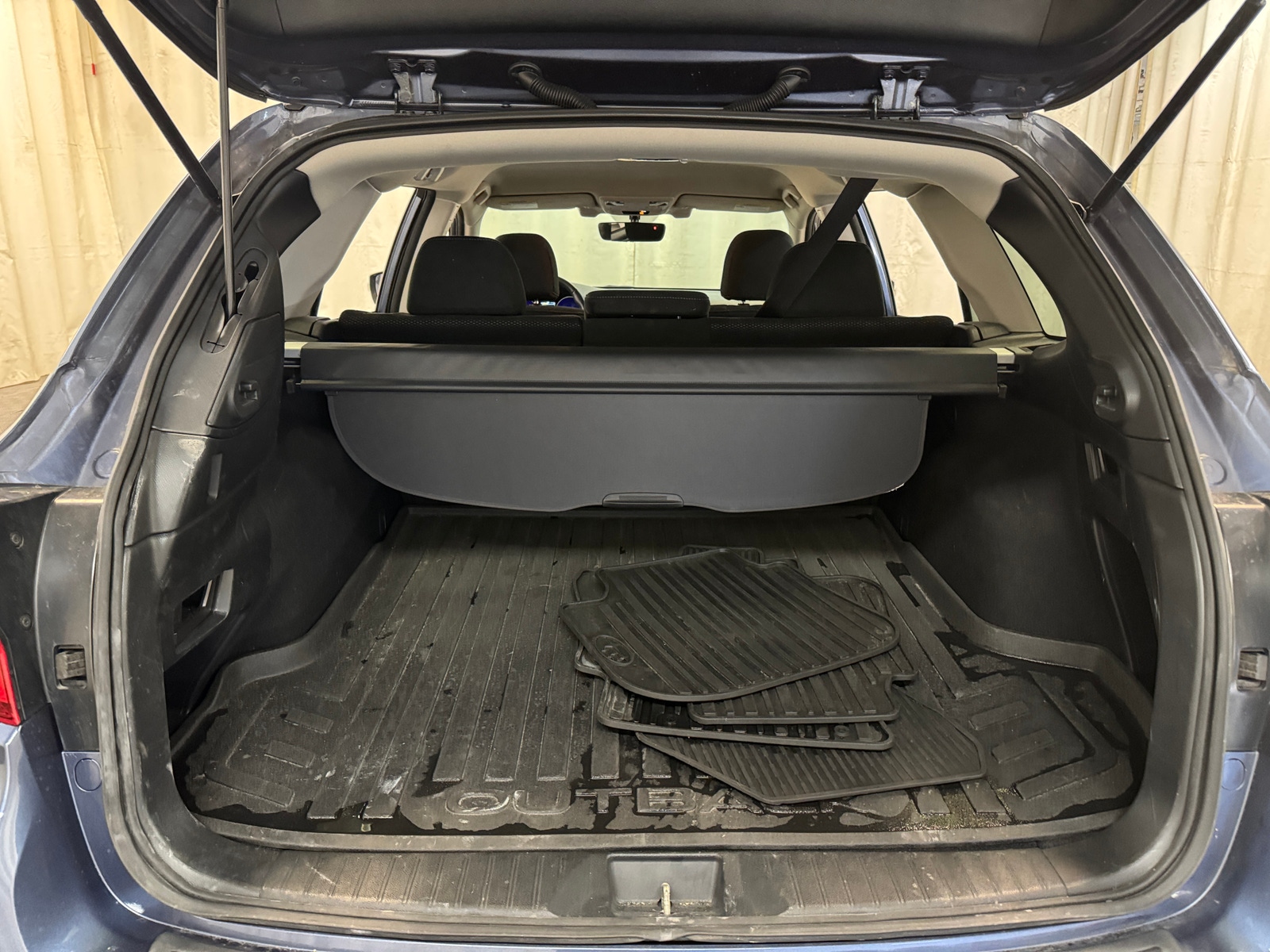 Thumbnail: 2017 Subaru Outback - 7