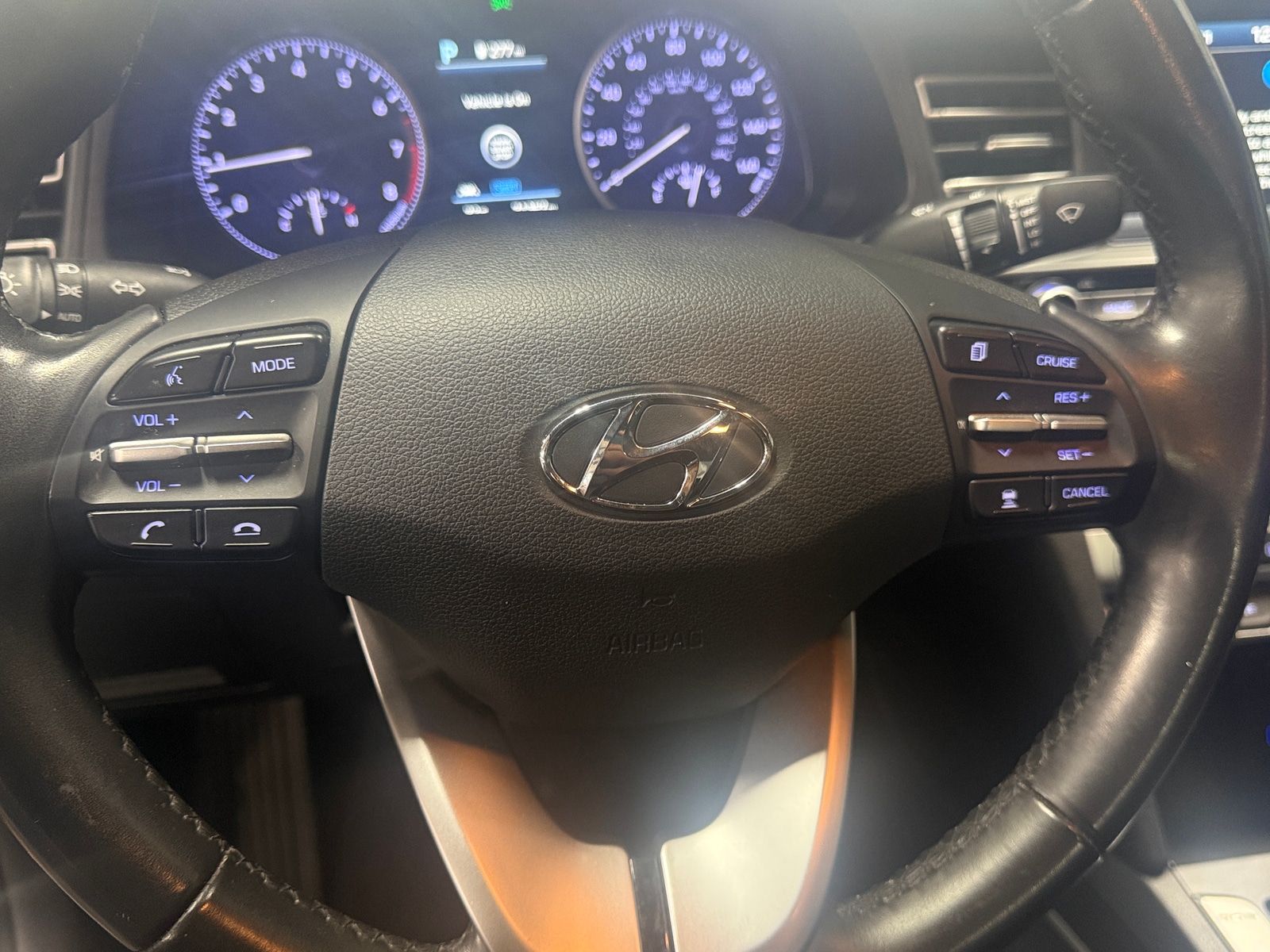 Thumbnail: 2020 Hyundai Elantra - 4