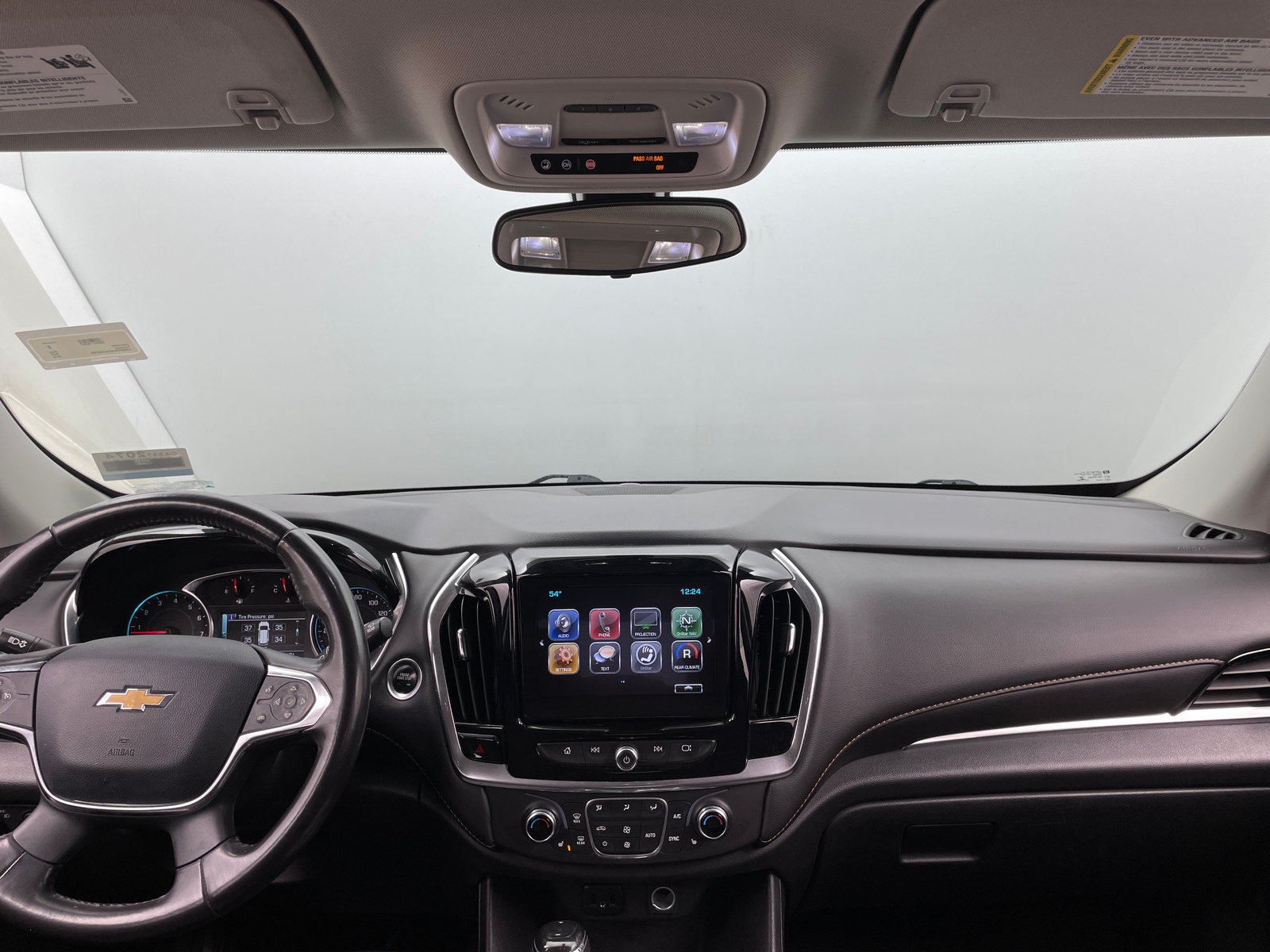 Thumbnail: 2019 Chevrolet Traverse - 3