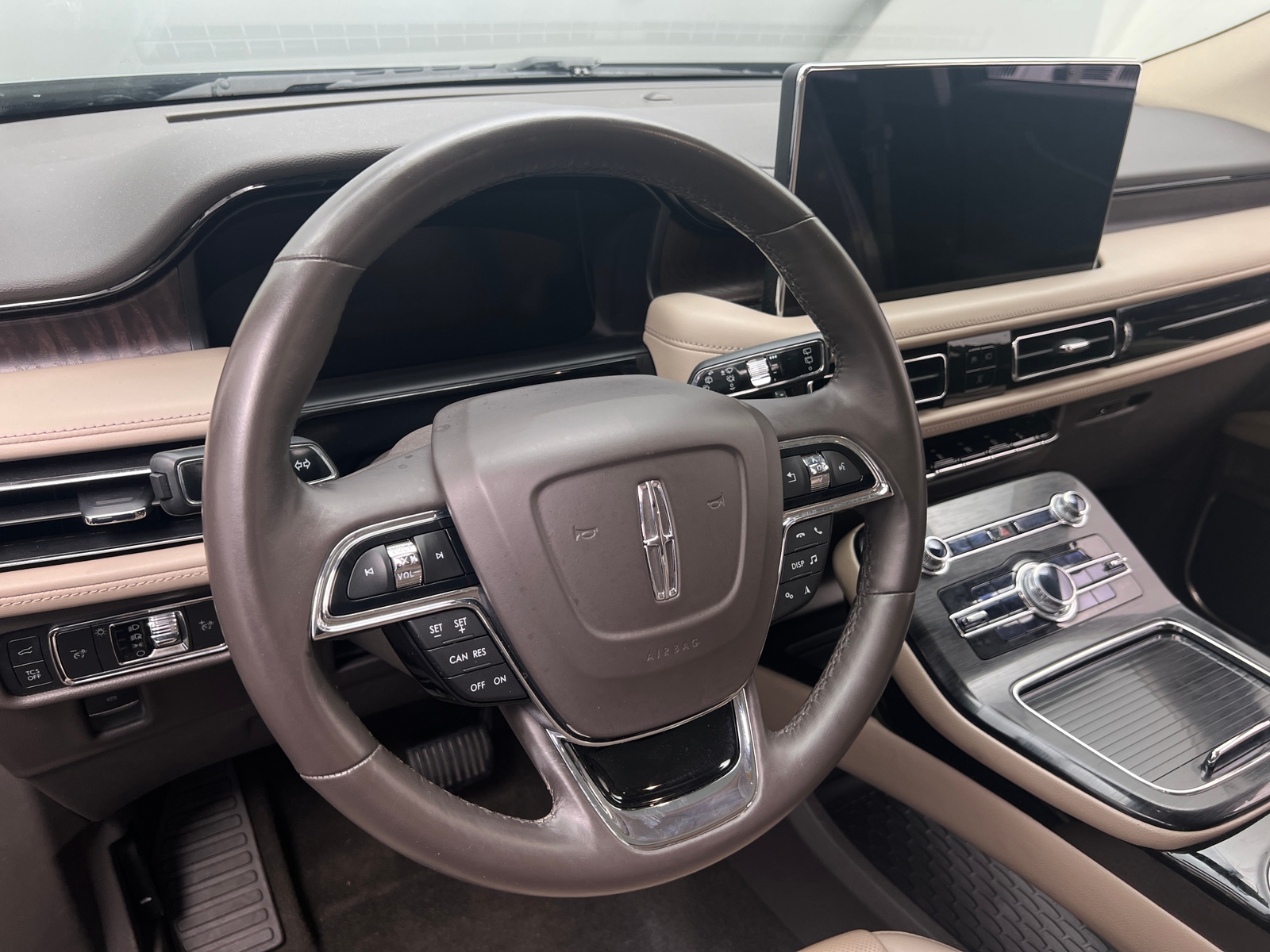 Thumbnail: 2021 Lincoln Nautilus - 4