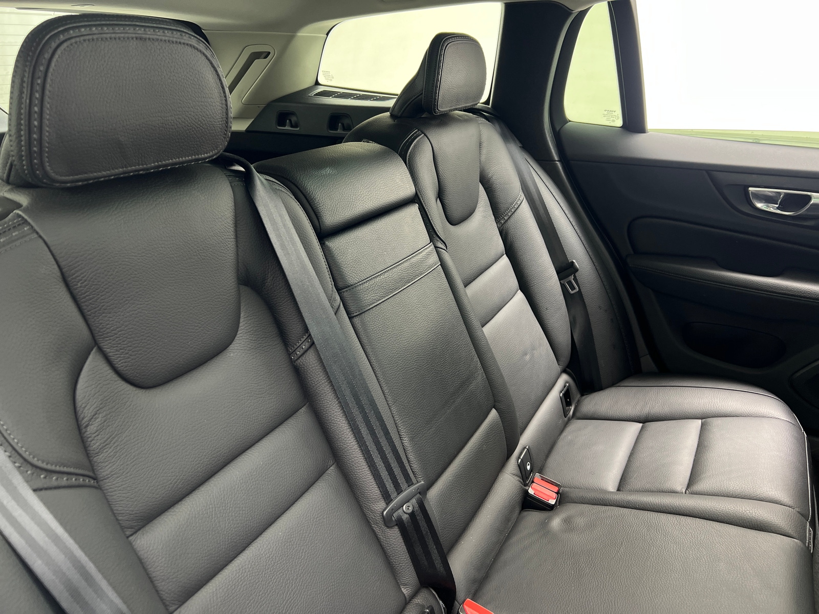Thumbnail: 2020 Volvo V60 - 5