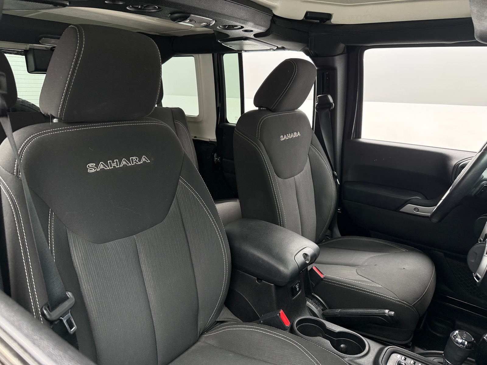 Thumbnail: 2016 Jeep Wrangler - 2