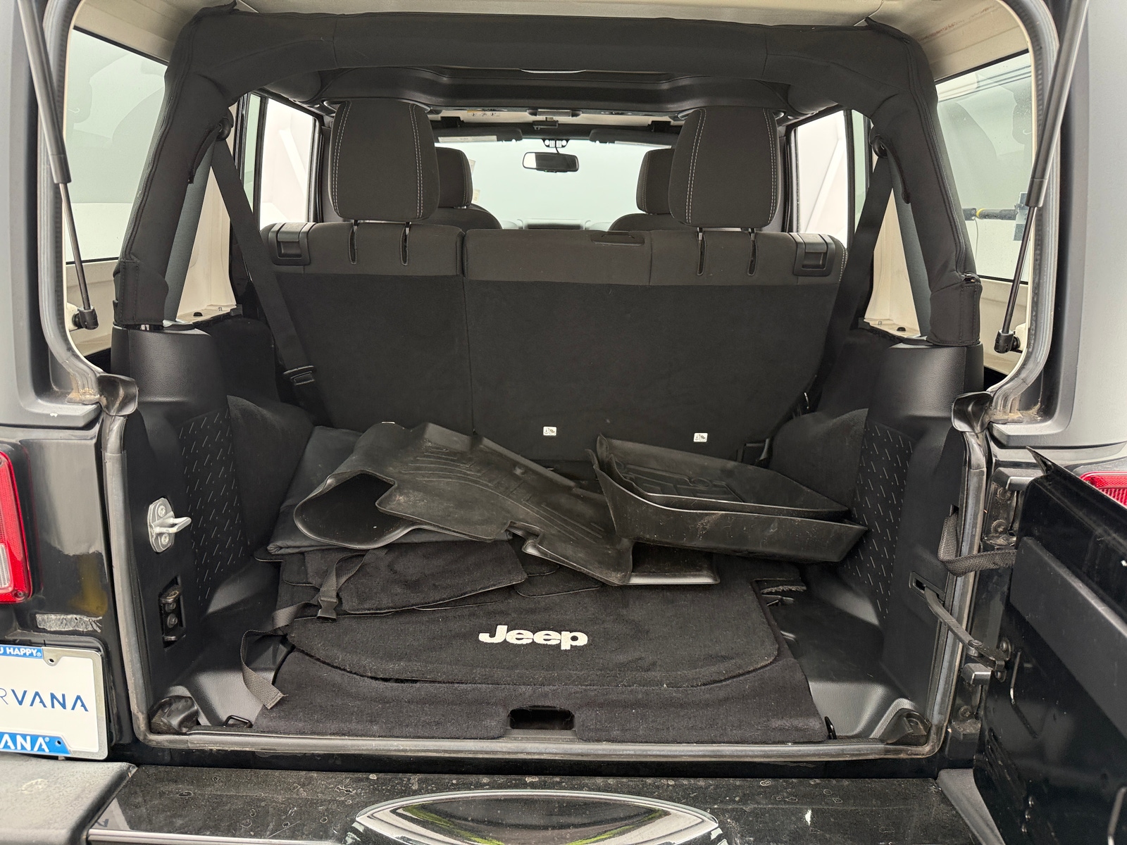 Thumbnail: 2016 Jeep Wrangler - 7
