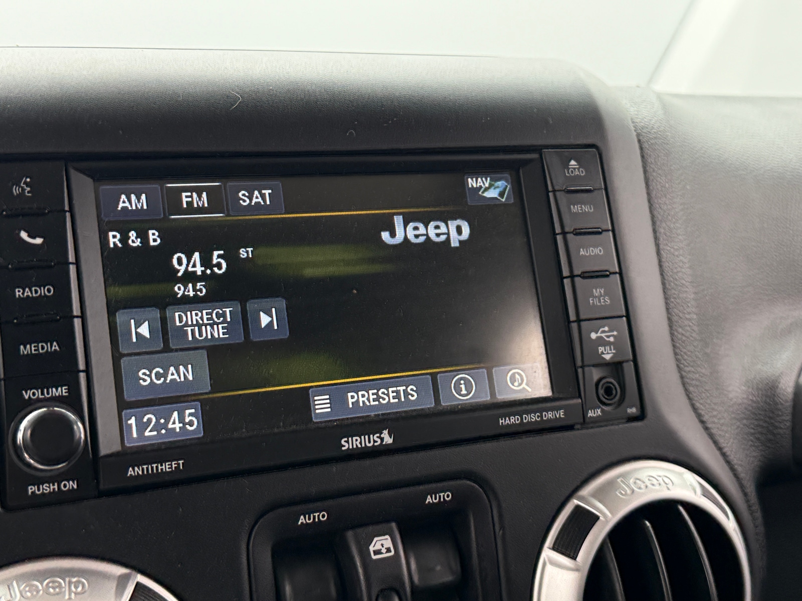 Thumbnail: 2016 Jeep Wrangler - 4