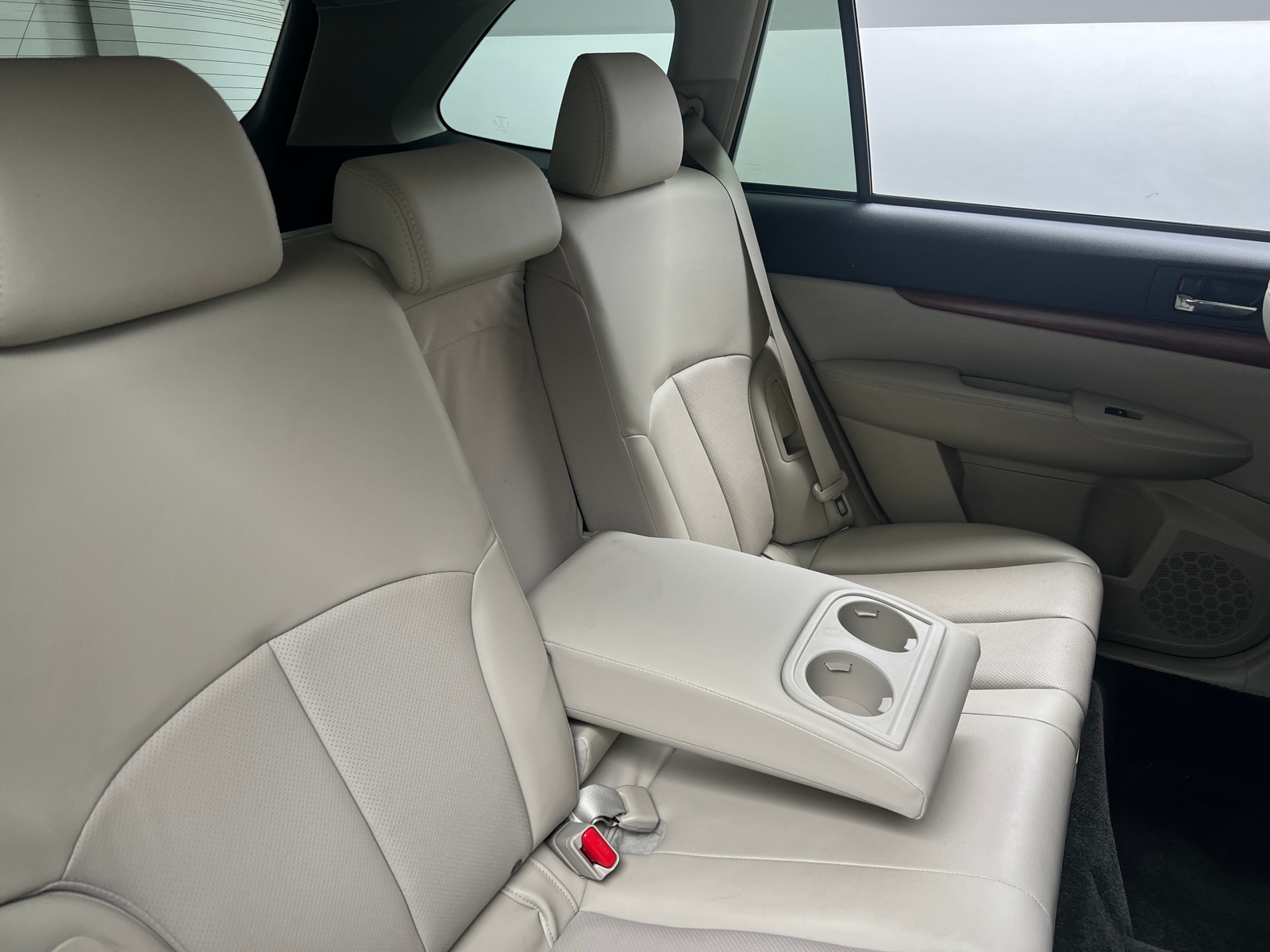 Thumbnail: 2014 Subaru Outback - 5