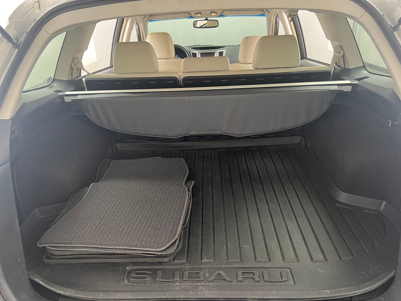 Thumbnail: 2014 Subaru Outback - 6