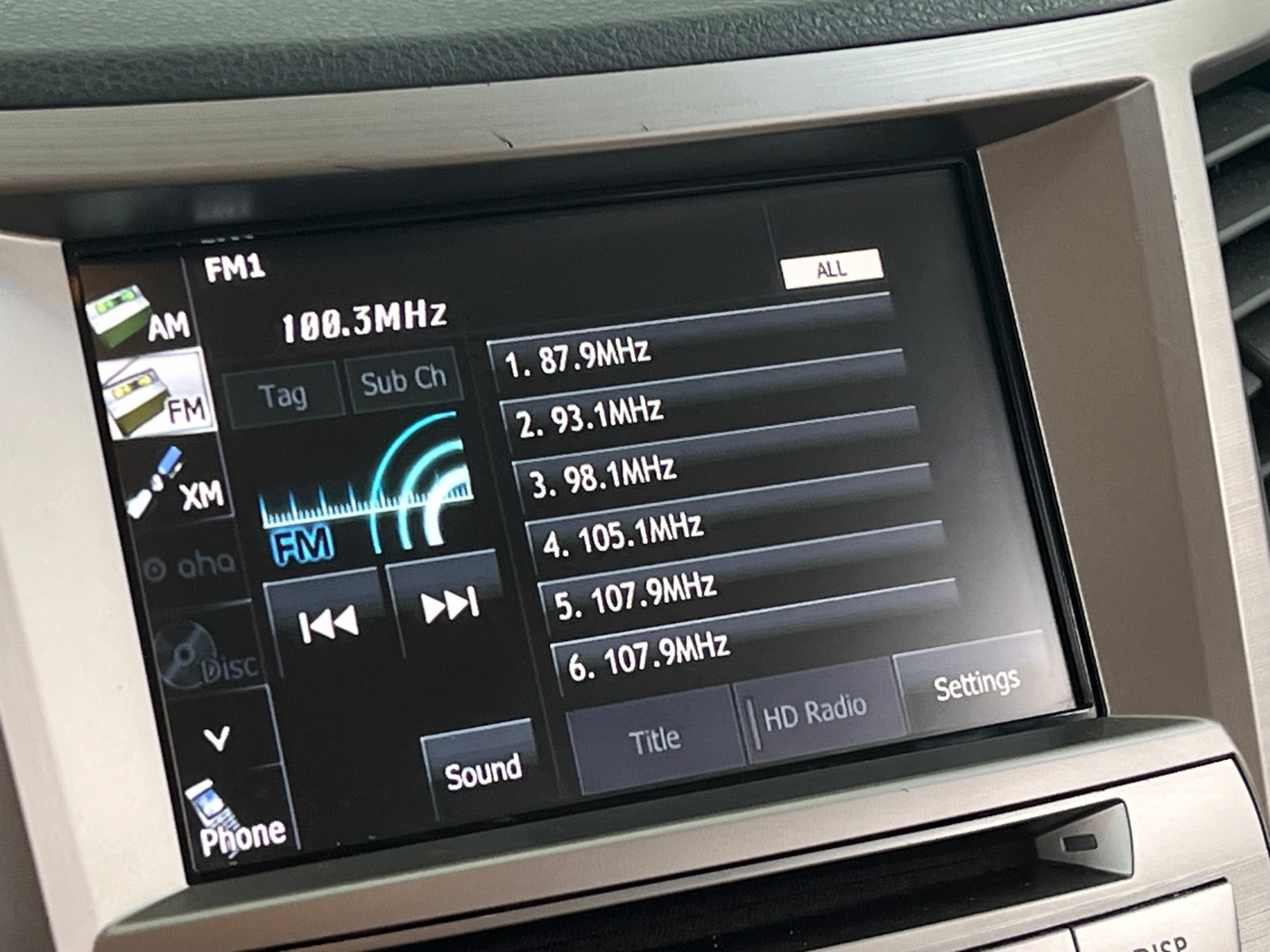 Thumbnail: 2014 Subaru Outback - 3