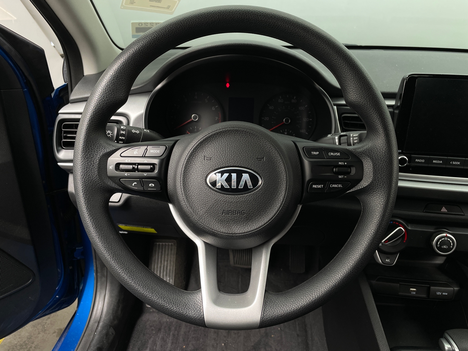 Thumbnail: 2021 Kia Rio - 5