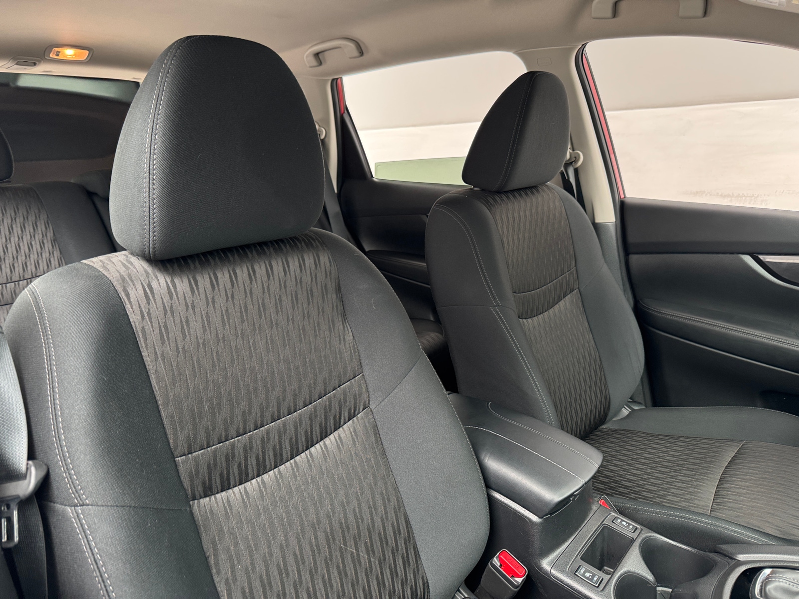 Thumbnail: 2019 Nissan Rogue - 2