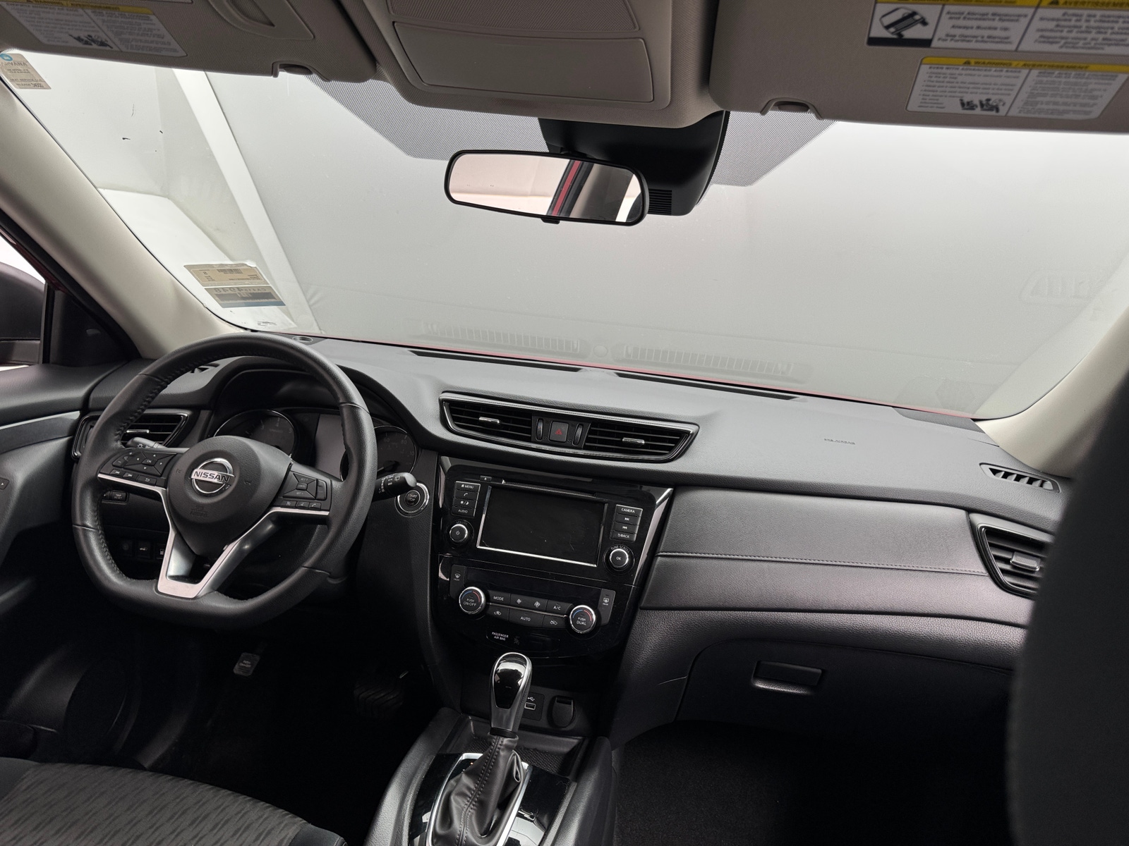 Thumbnail: 2019 Nissan Rogue - 3