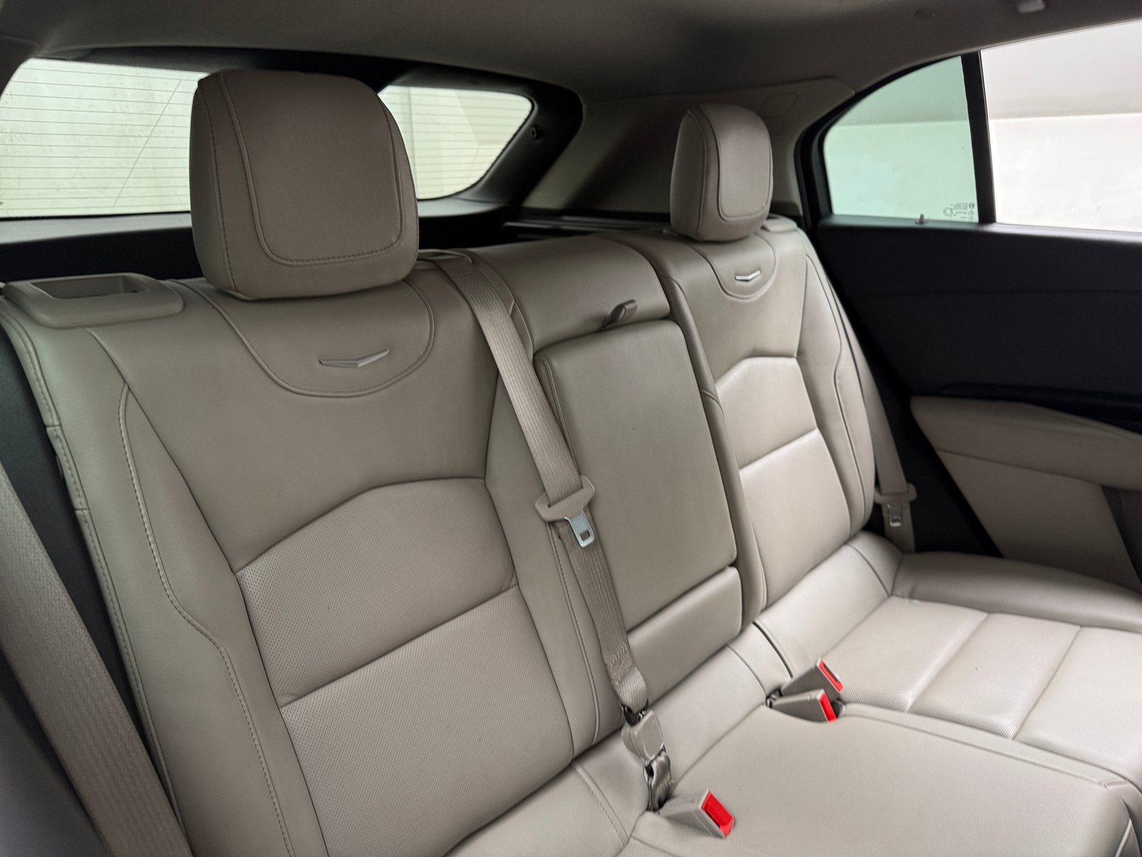 Thumbnail: 2023 Cadillac XT4 - 5