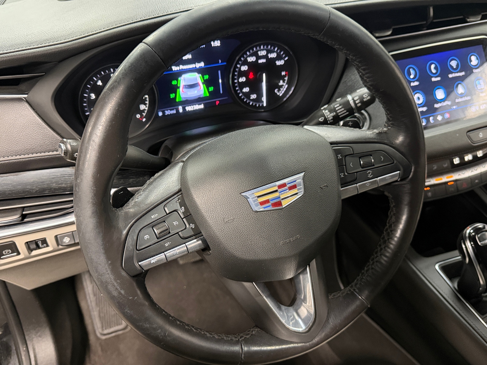 Thumbnail: 2023 Cadillac XT4 - 4