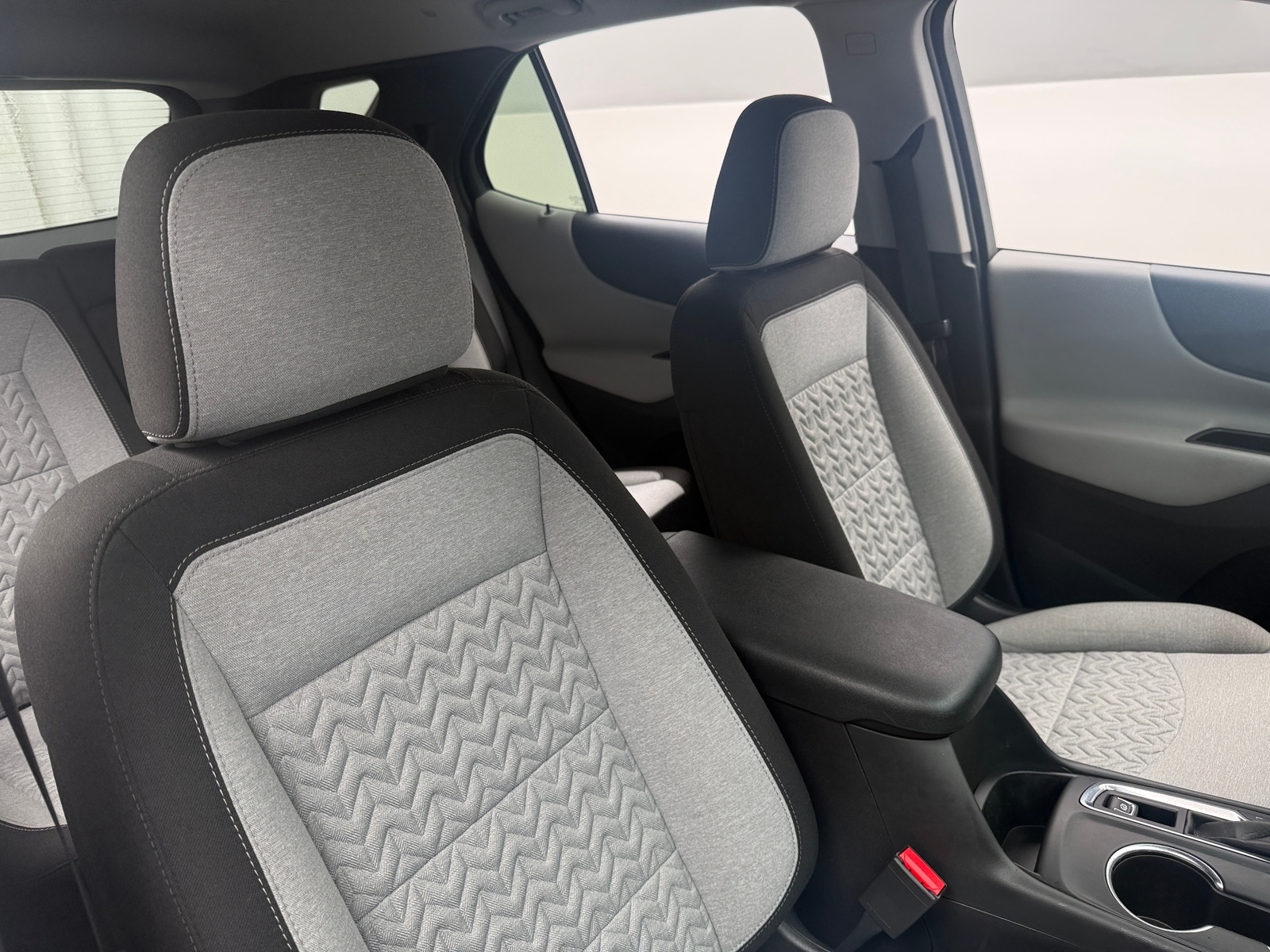 Thumbnail: 2023 Chevrolet Equinox - 2