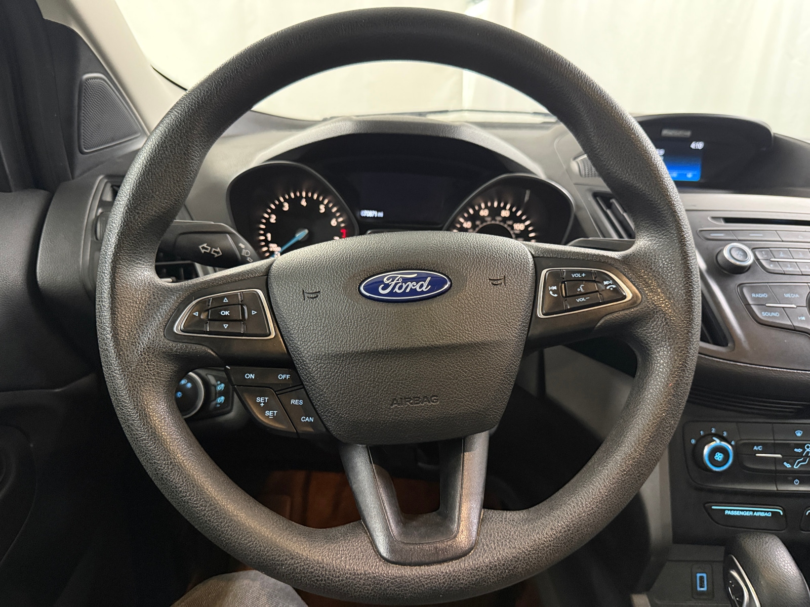 Thumbnail: 2017 Ford Escape - 5