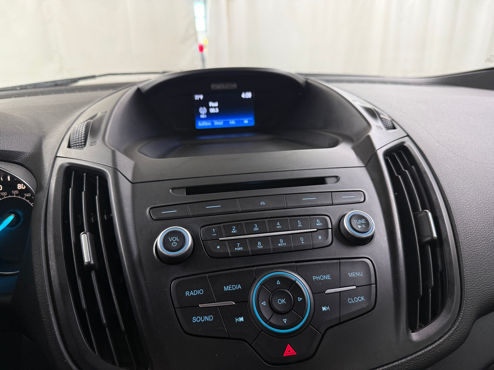 Thumbnail: 2017 Ford Escape - 4