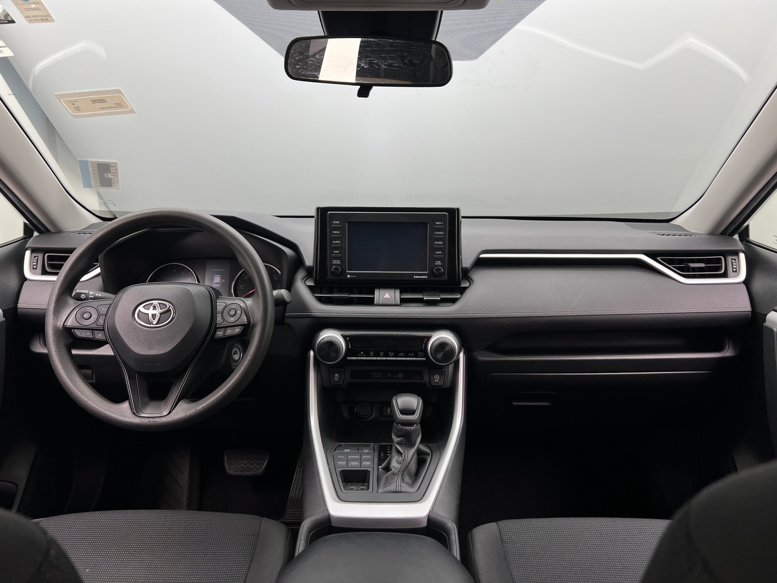 Thumbnail: 2021 Toyota RAV4 - 3