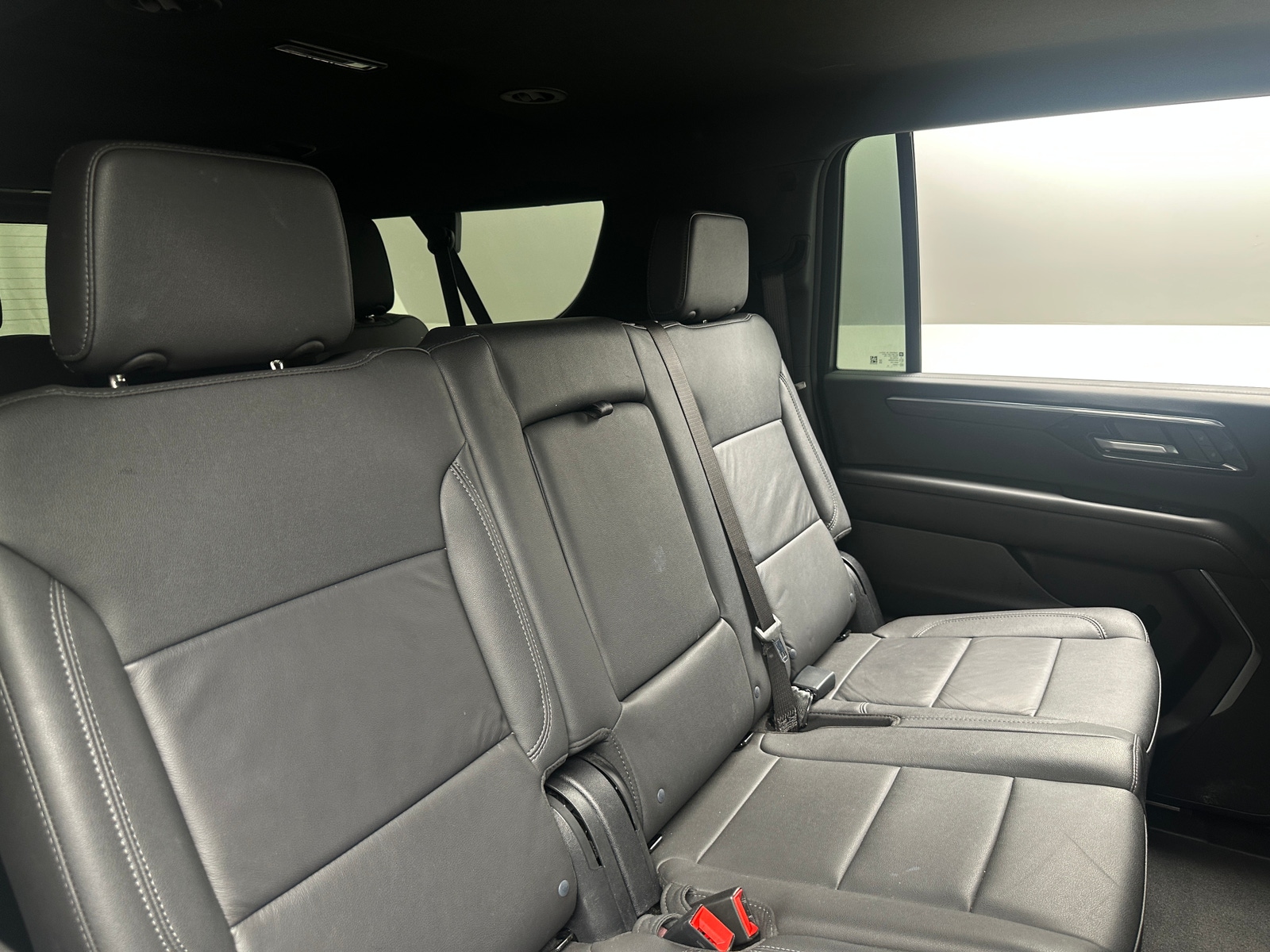 Thumbnail: 2025 Chevrolet Suburban - 5