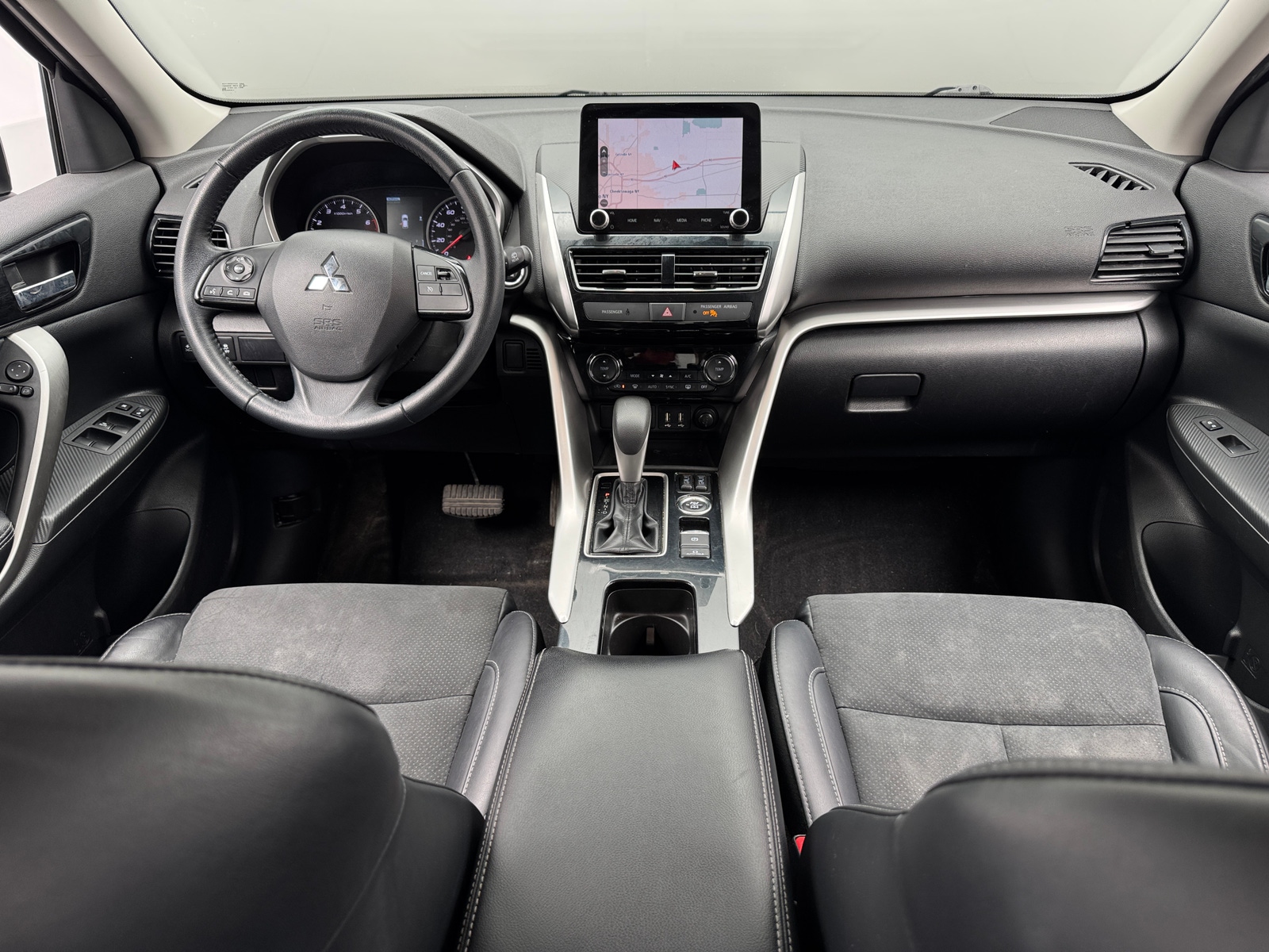 Thumbnail: 2022 Mitsubishi Eclipse Cross - 2