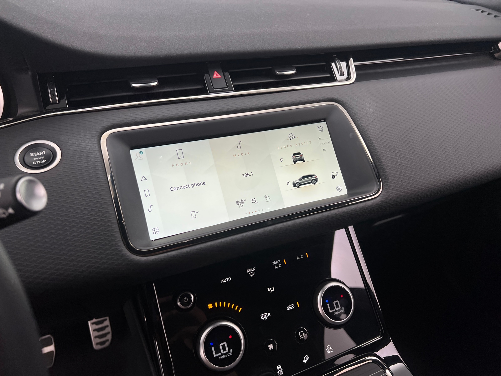 Thumbnail: 2023 Land Rover Range Rover Evoque - 3