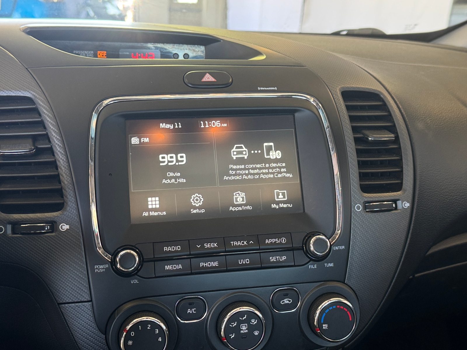 Thumbnail: 2018 Kia Forte - 4