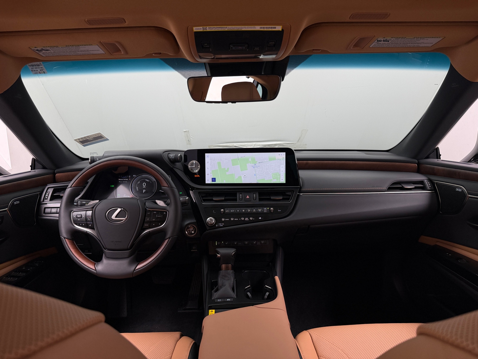 Thumbnail: 2025 Lexus ES - 2