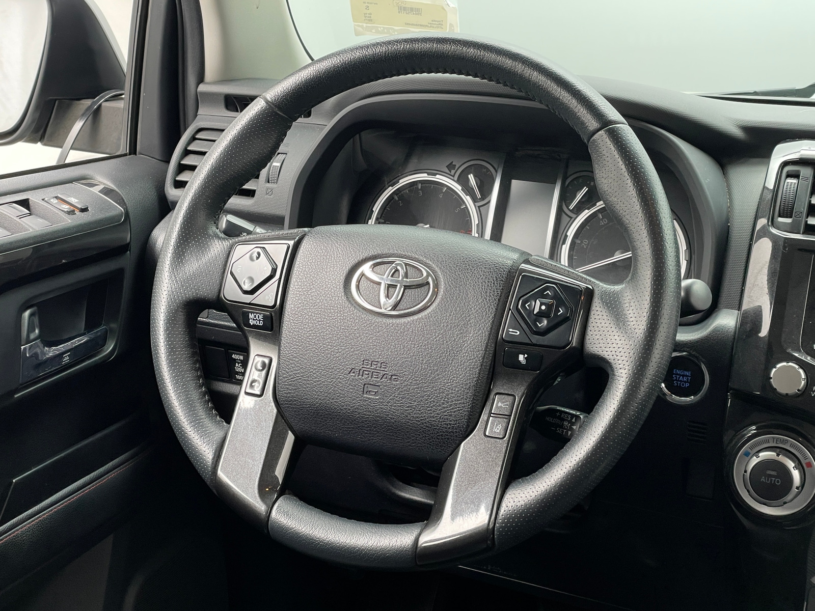 Thumbnail: 2021 Toyota 4Runner - 4
