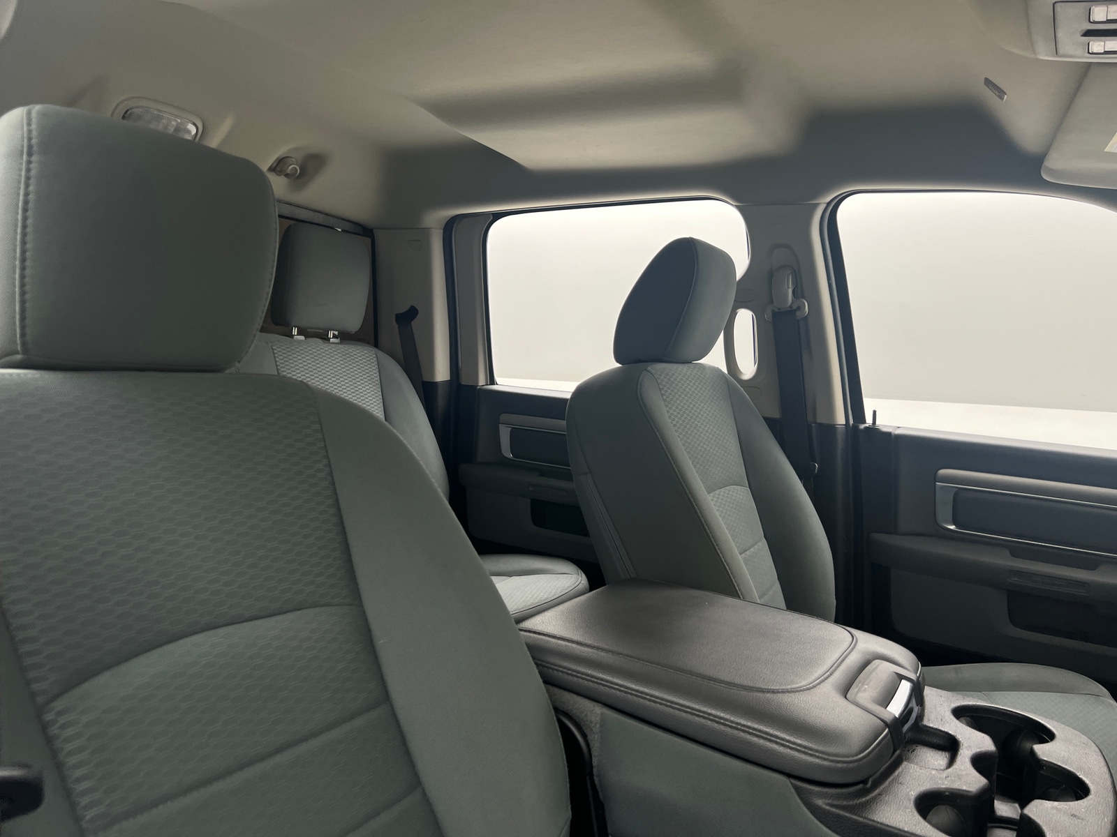 Thumbnail: 2019 RAM 1500 Classic - 2