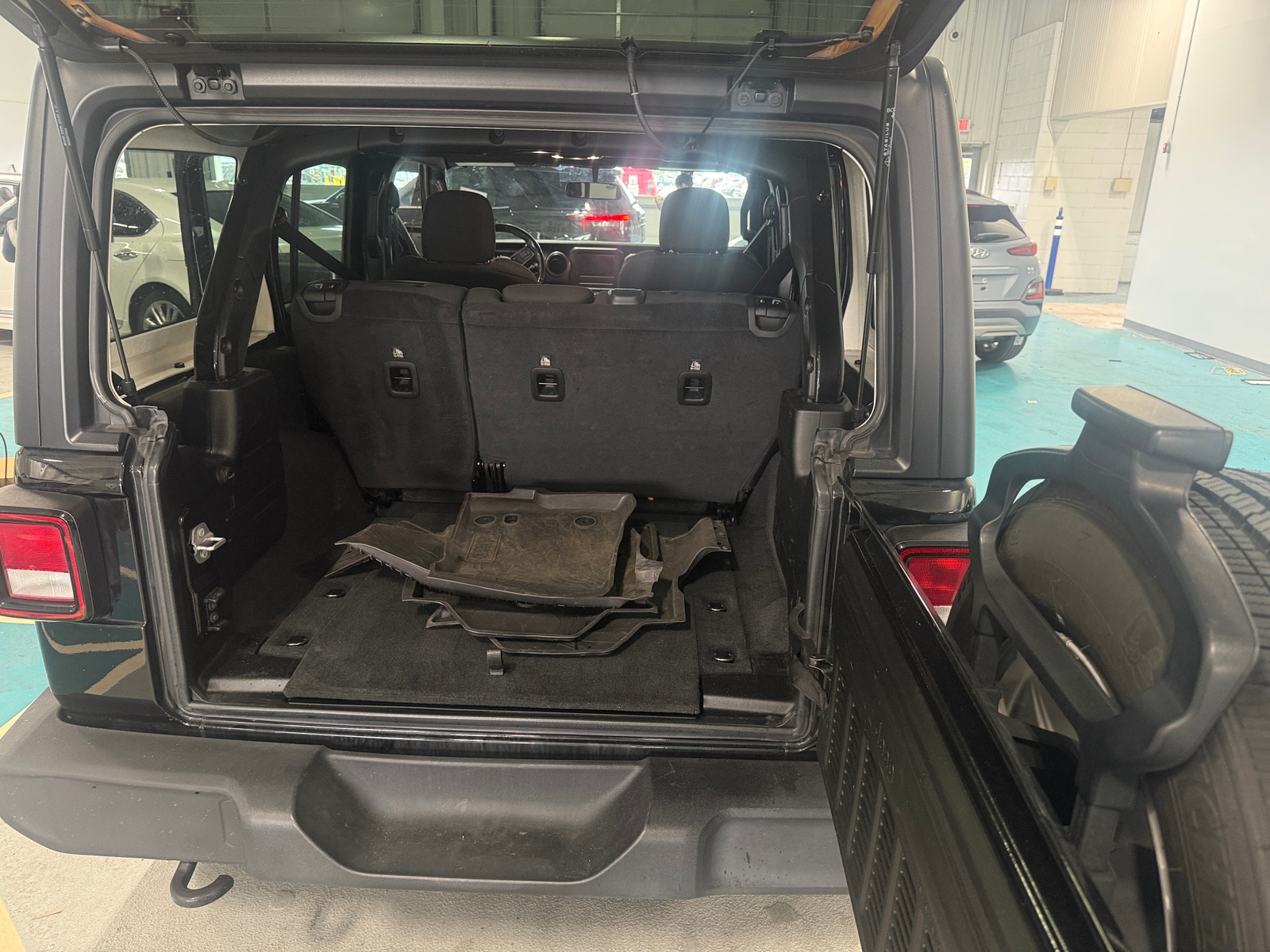 Thumbnail: 2023 Jeep Wrangler - 7