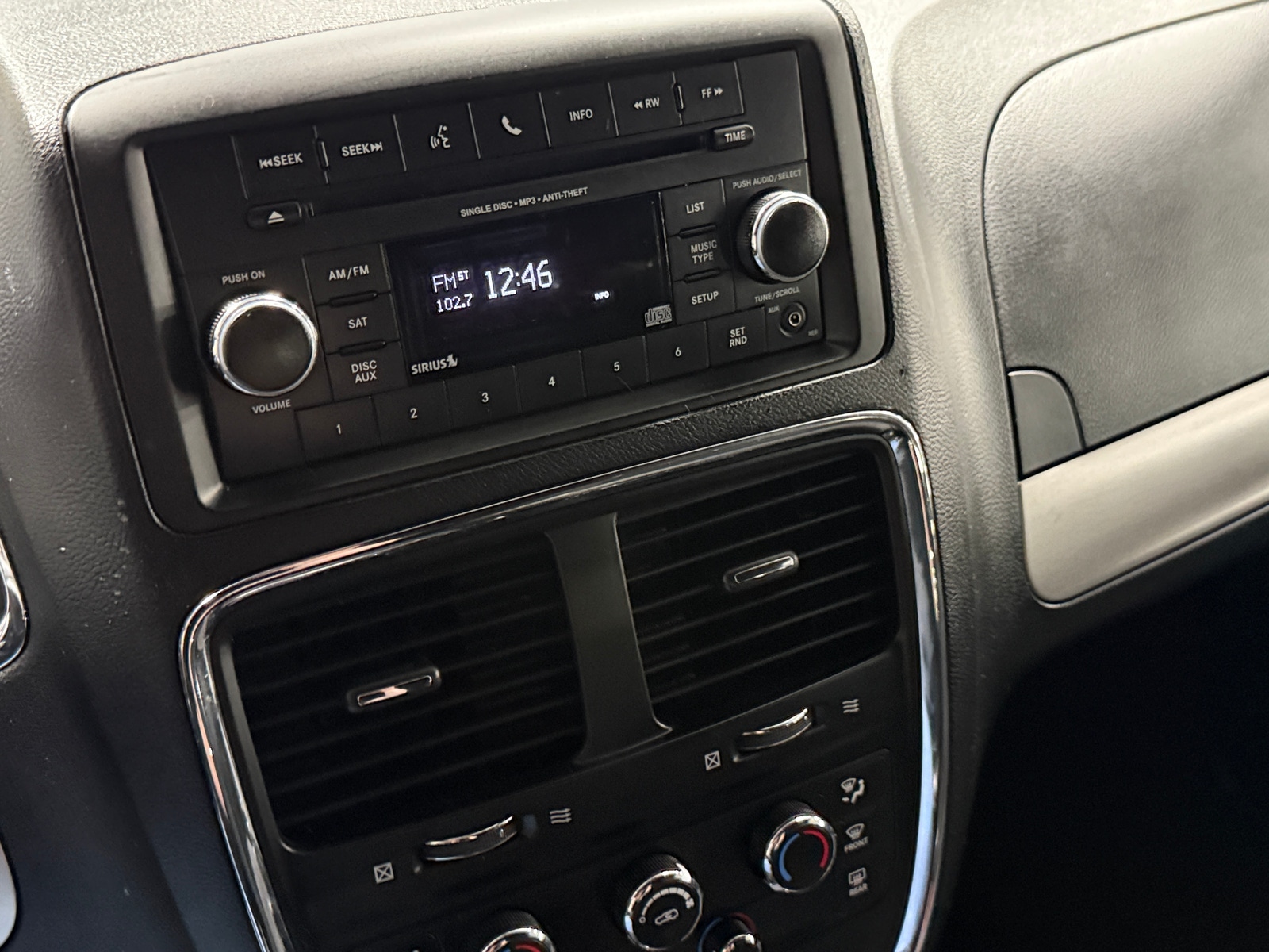 Thumbnail: 2015 Dodge Grand Caravan - 4