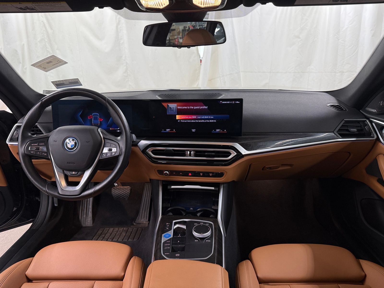 Thumbnail: 2023 BMW i4 - 2