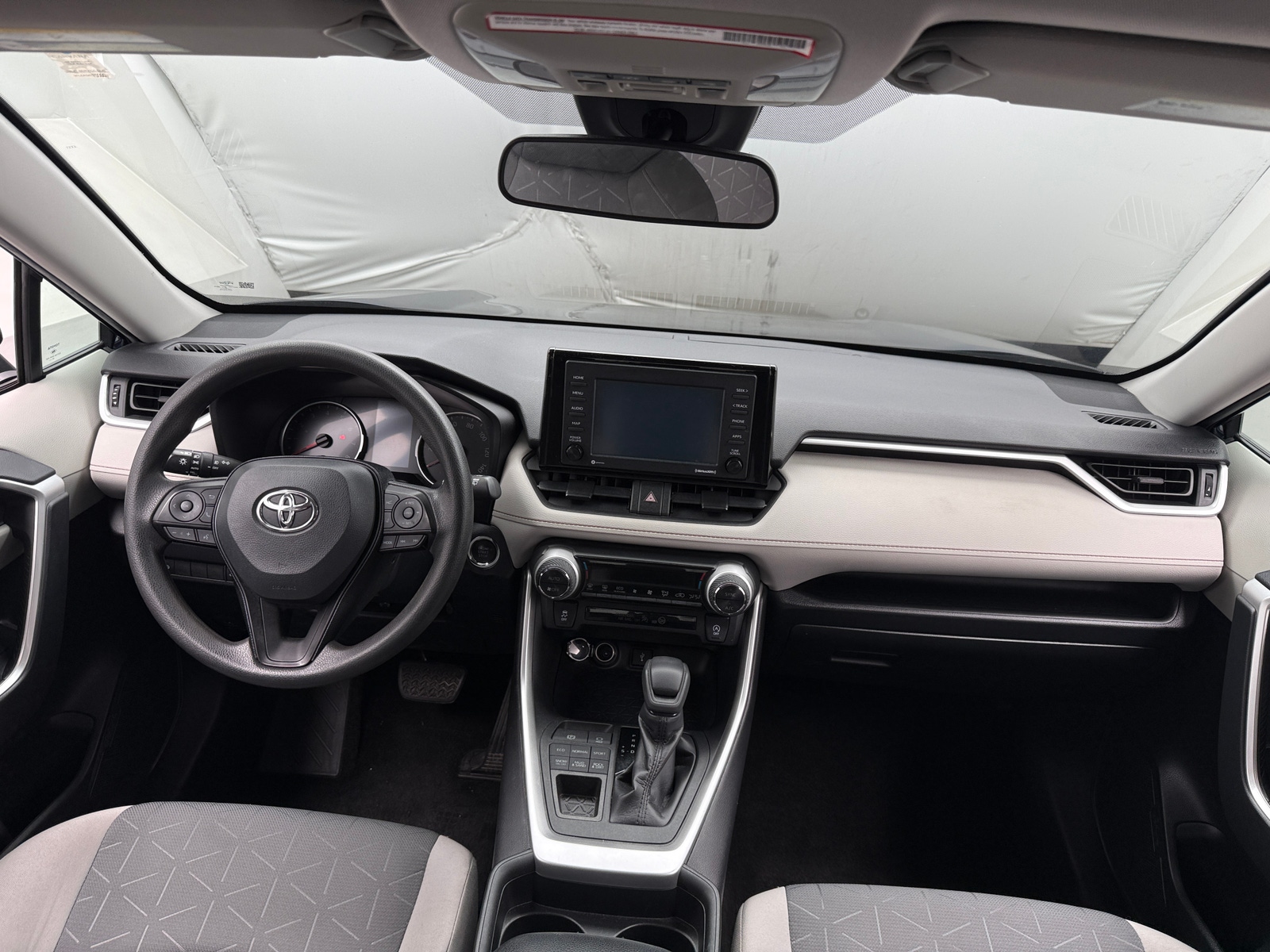 Thumbnail: 2020 Toyota RAV4 - 3