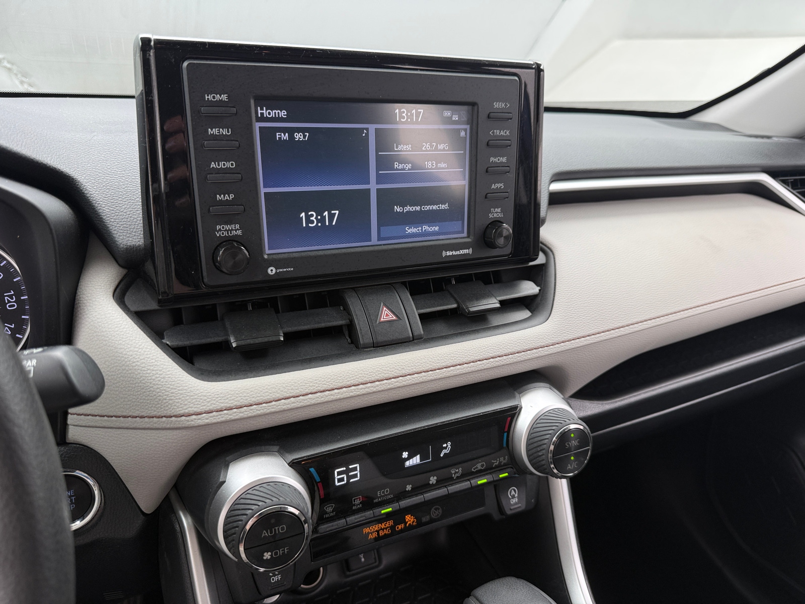 Thumbnail: 2020 Toyota RAV4 - 4