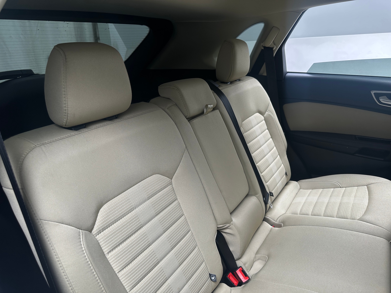 Thumbnail: 2016 Ford Edge - 6