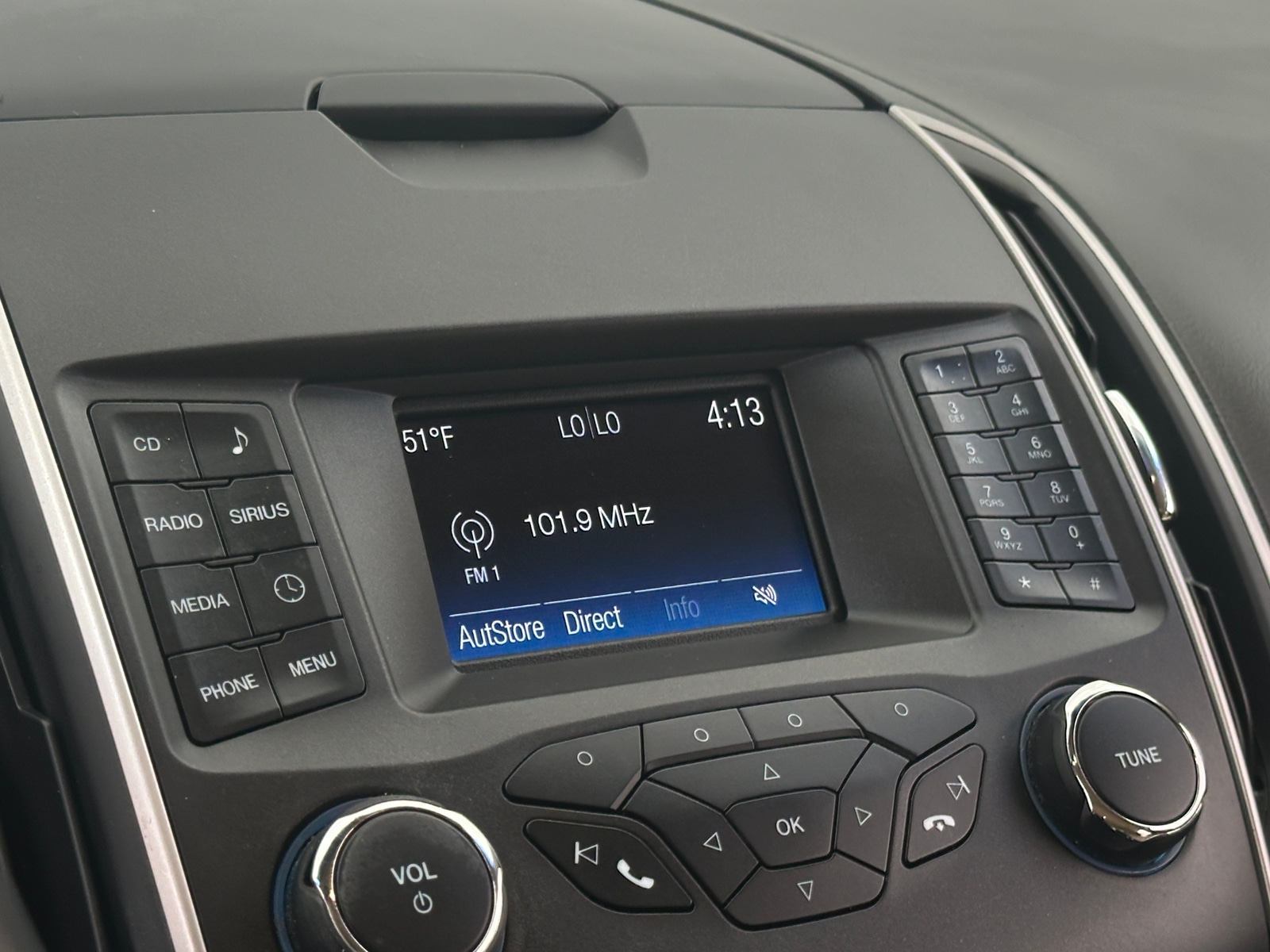 Thumbnail: 2016 Ford Edge - 4