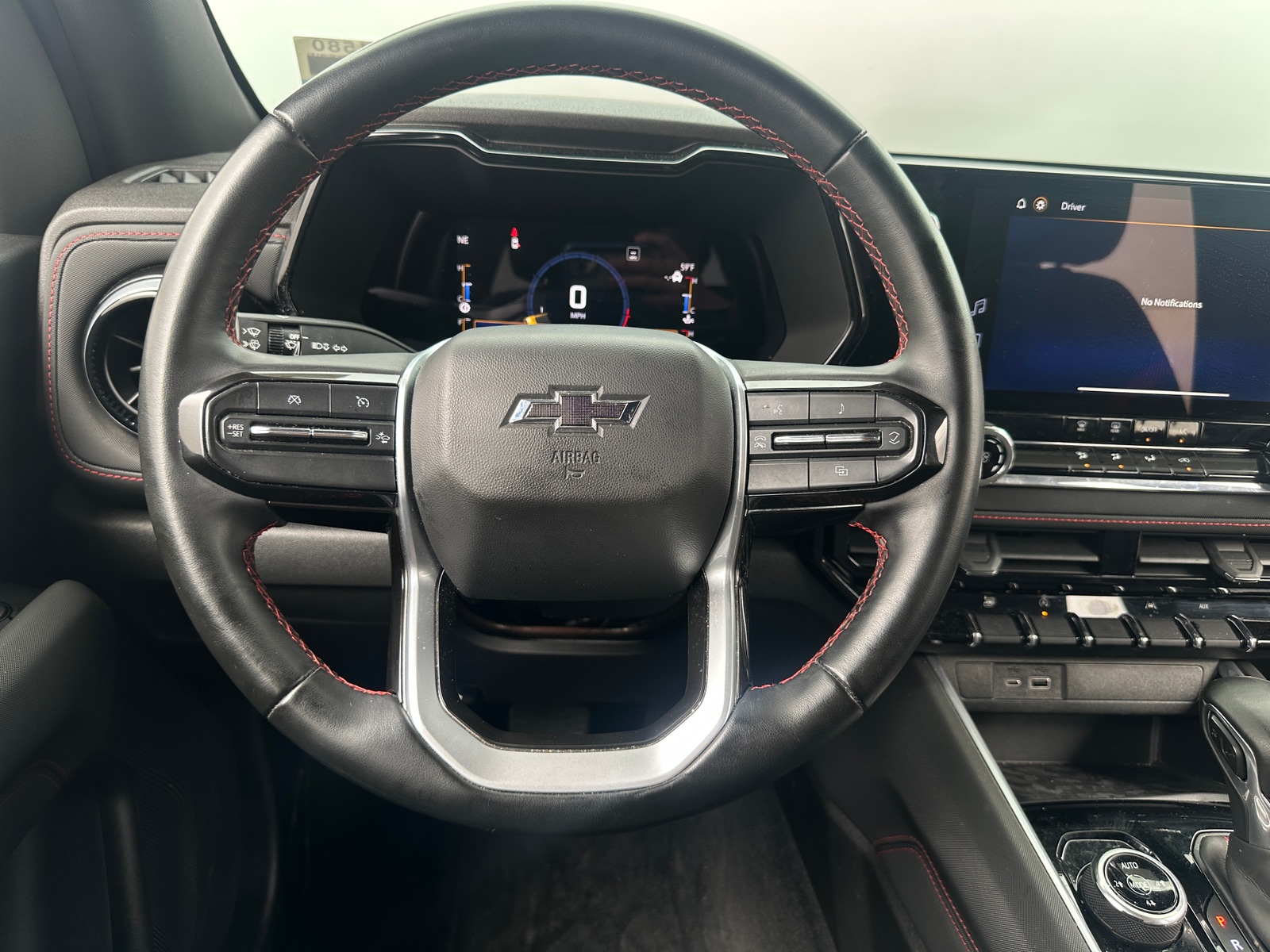 Thumbnail: 2023 Chevrolet Colorado - 4