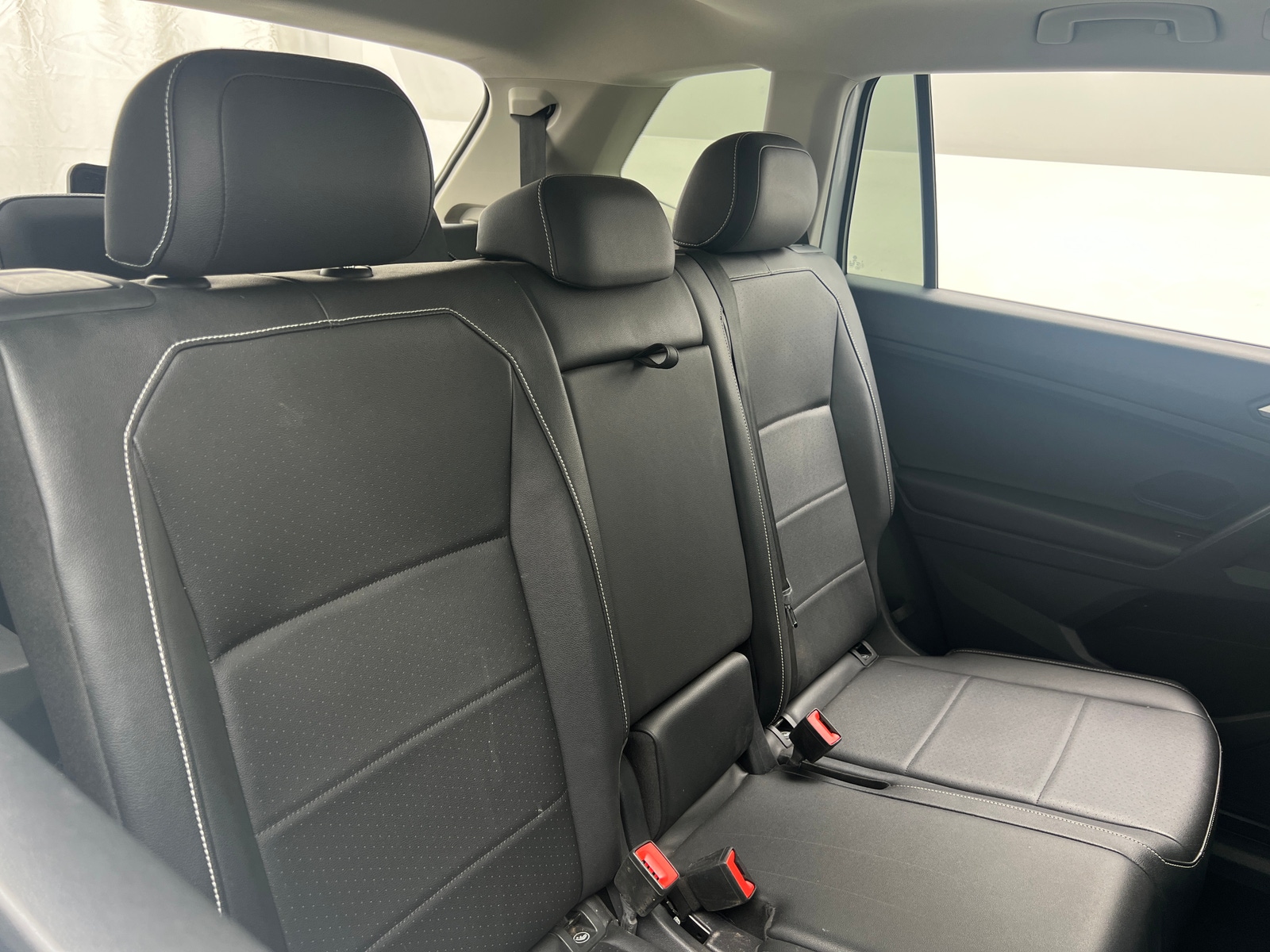 Thumbnail: 2021 Volkswagen Tiguan - 5