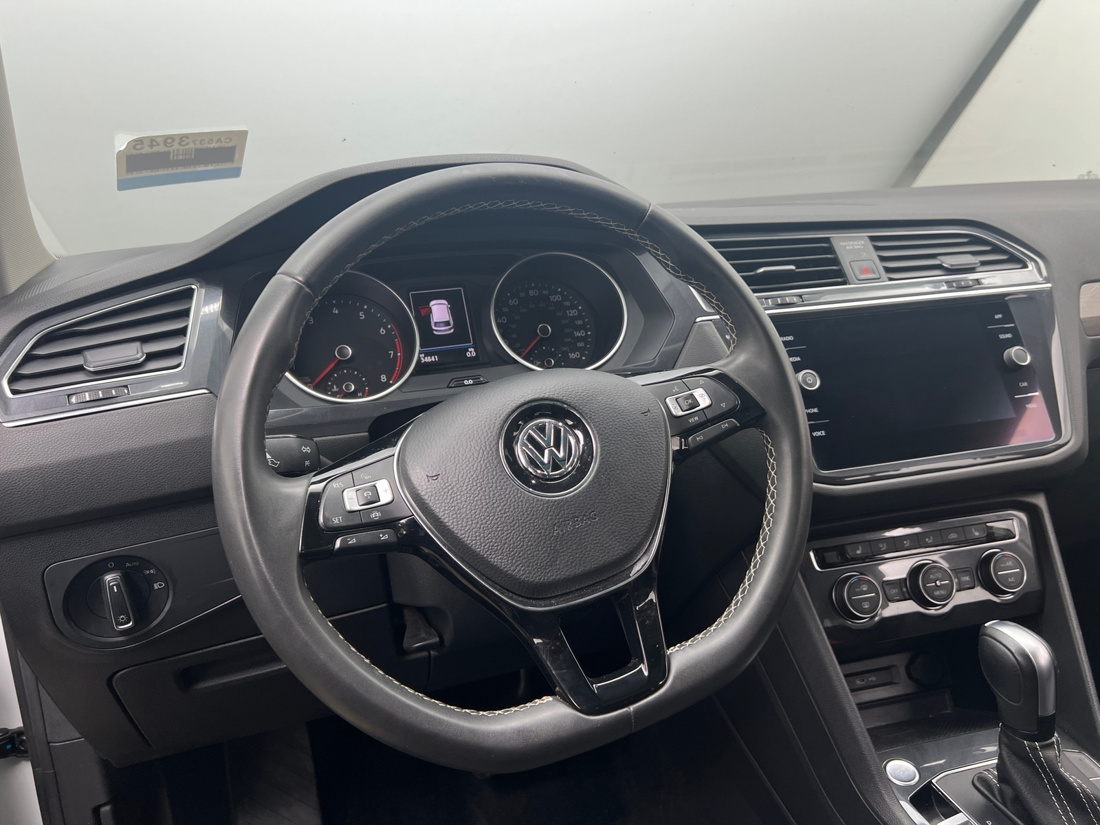 Thumbnail: 2021 Volkswagen Tiguan - 4