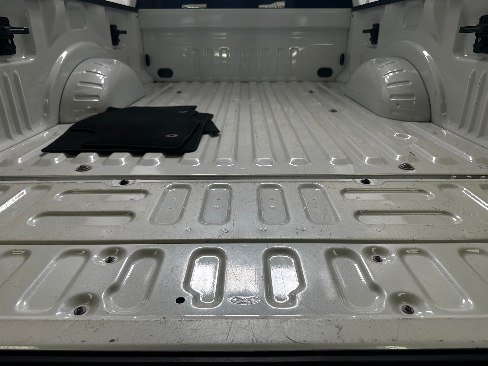 Thumbnail: 2021 Ford Econoline - 6