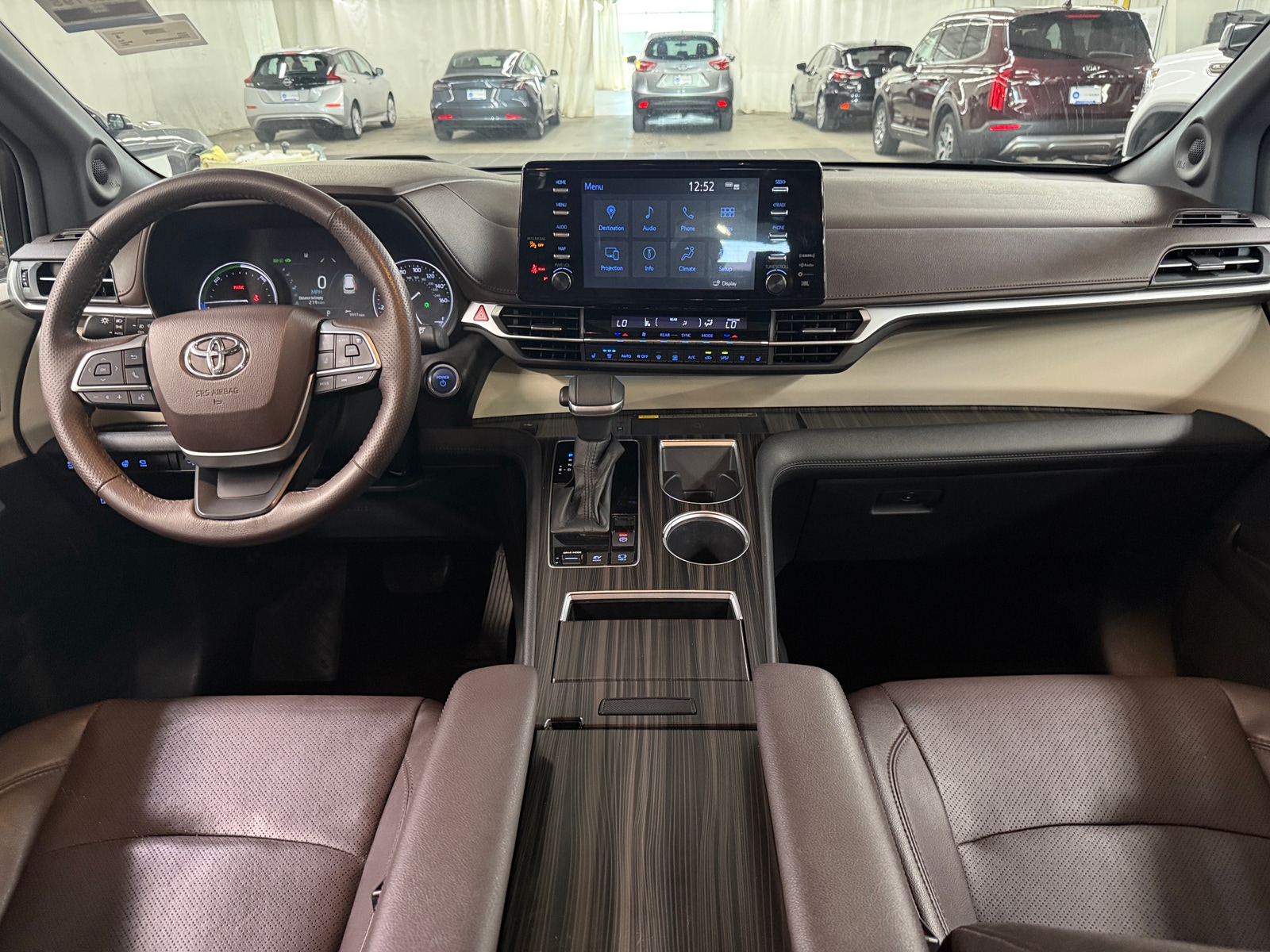 Thumbnail: 2021 Toyota Sienna - 2