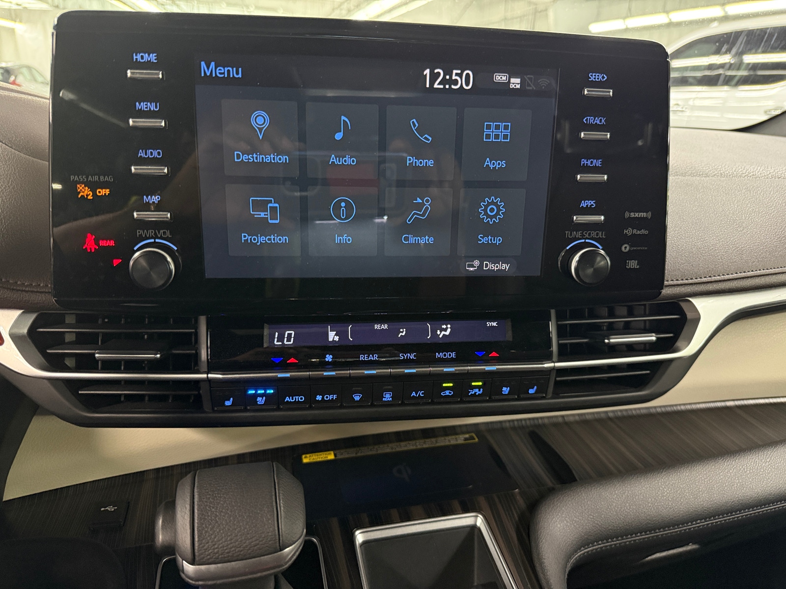 Thumbnail: 2021 Toyota Sienna - 3