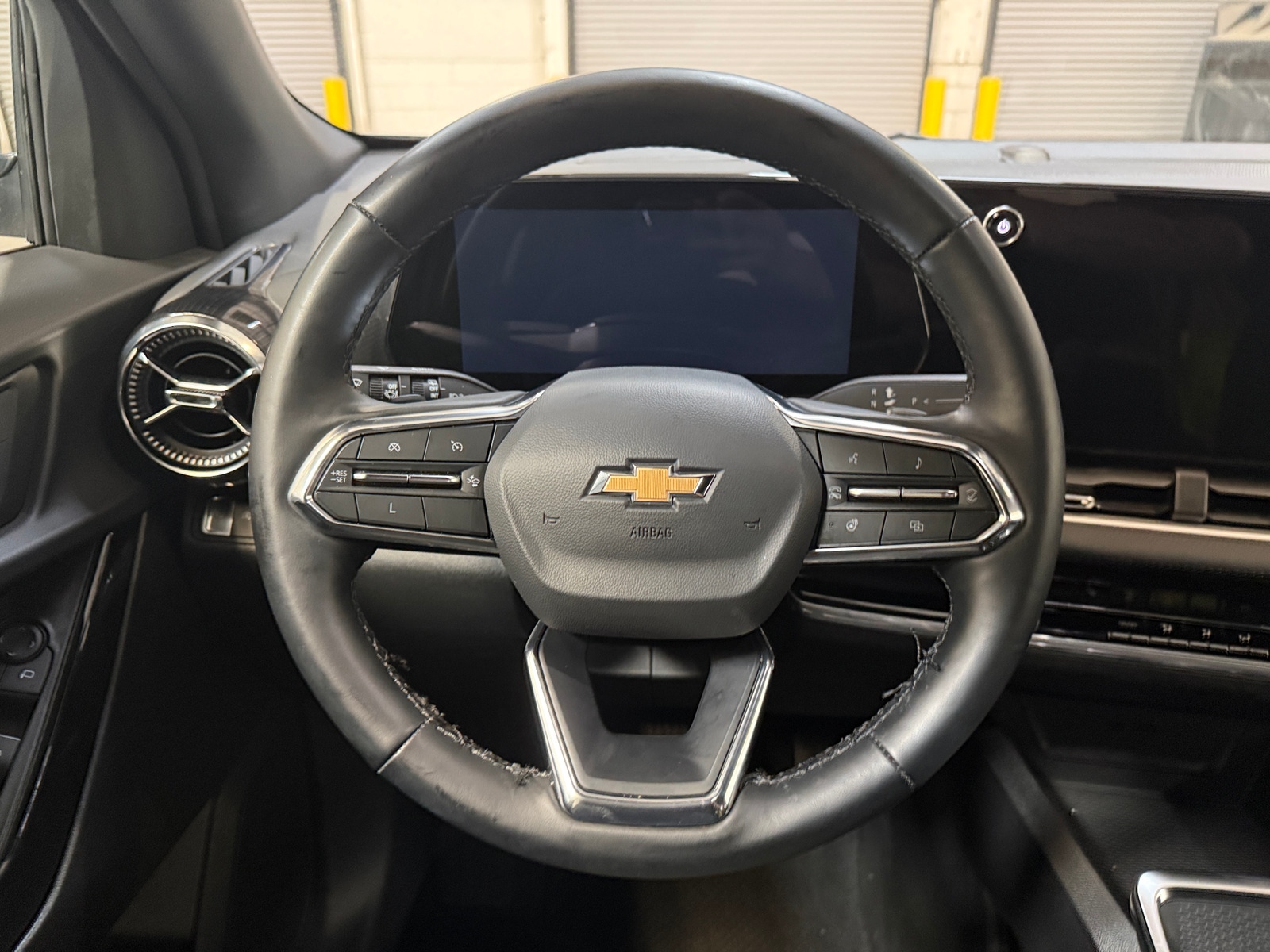 Thumbnail: 2025 Chevrolet Equinox - 5