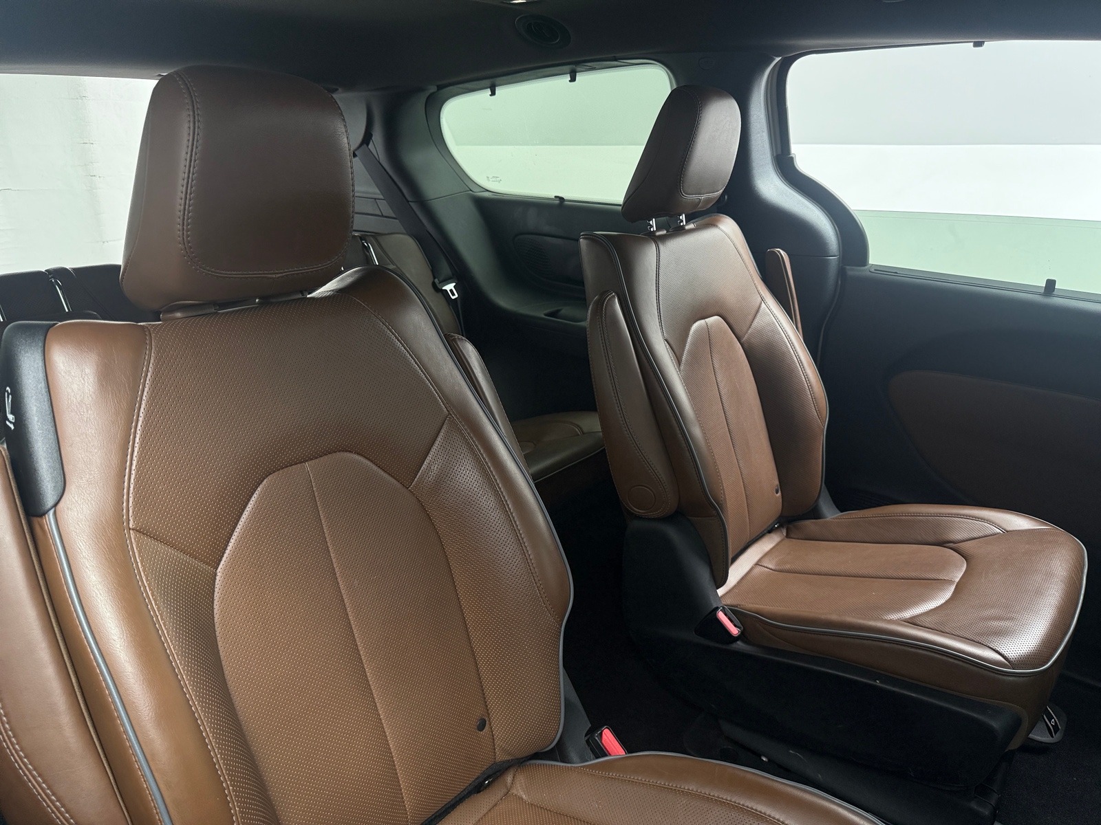 Thumbnail: 2020 Chrysler Pacifica - 5
