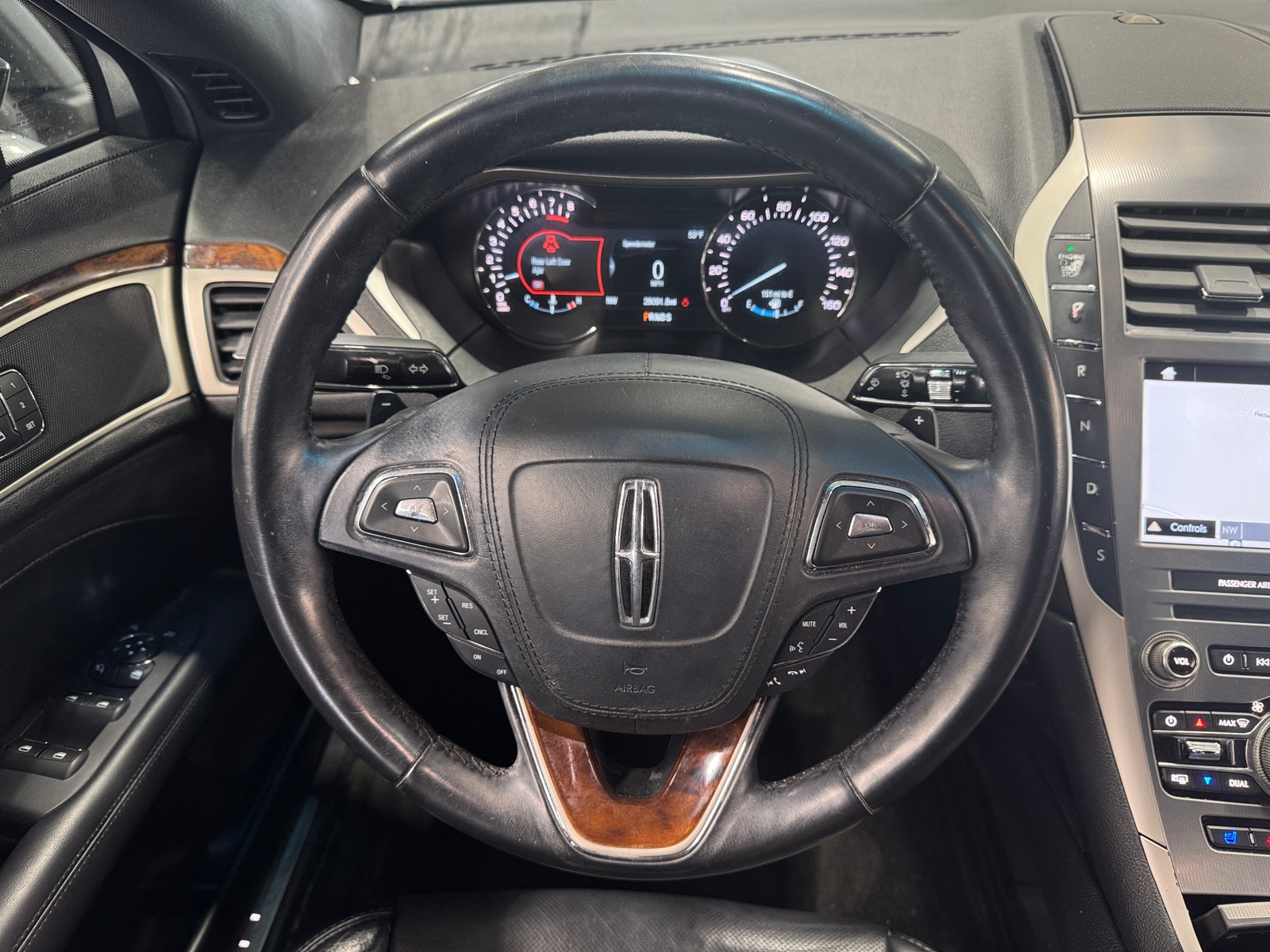 Thumbnail: 2017 Lincoln MKZ - 4