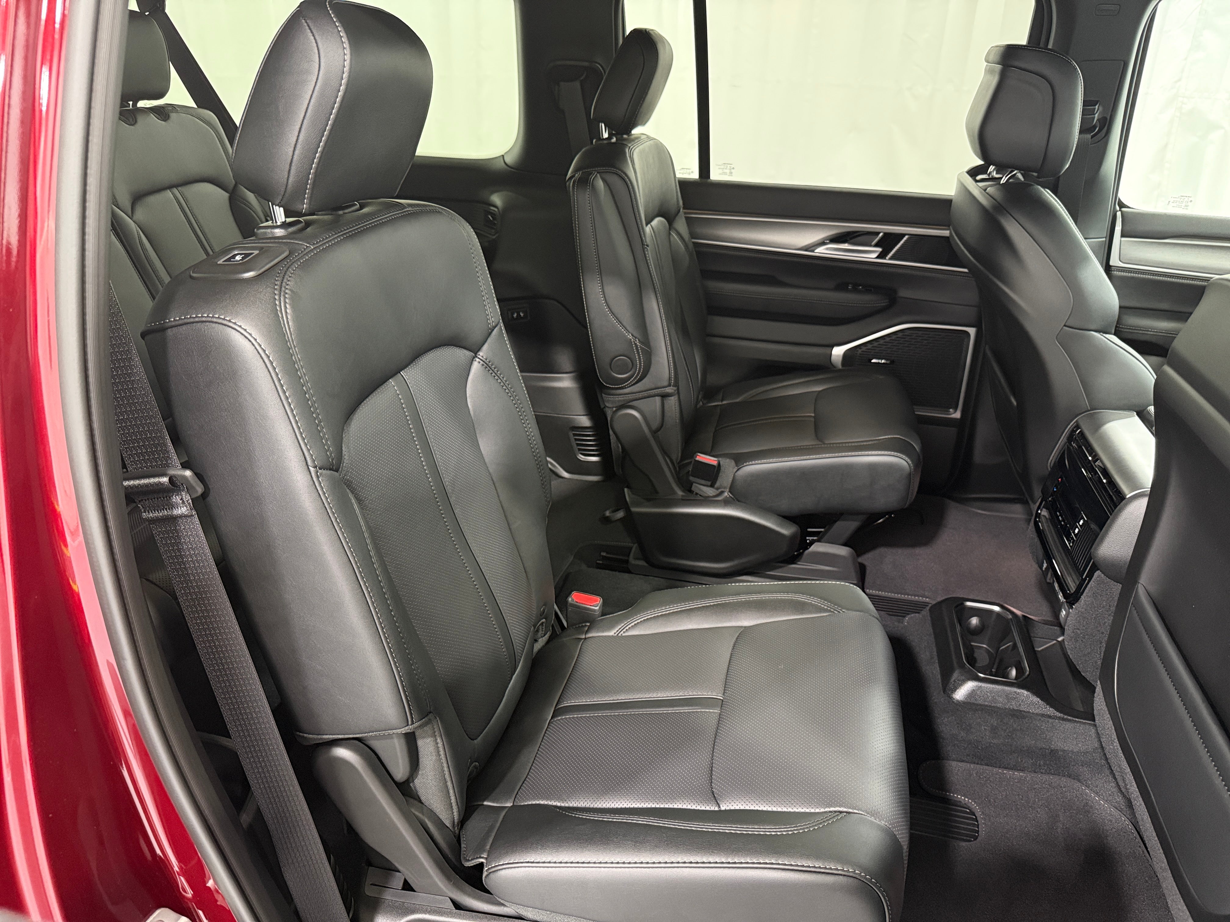2026 Jeep Grand Wagoneer L