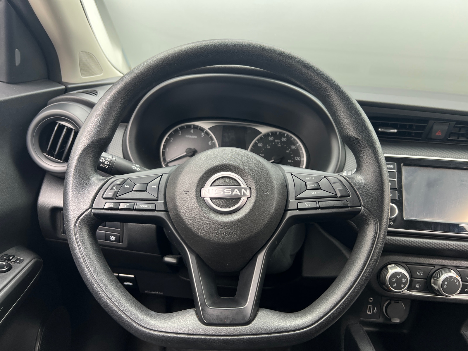 Thumbnail: 2024 Nissan Kicks - 5