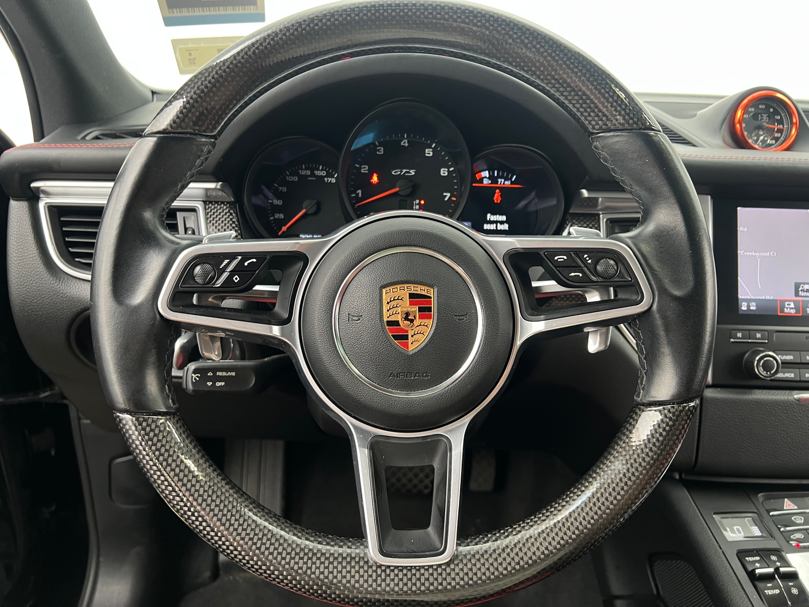 Thumbnail: 2018 Porsche Macan - 4